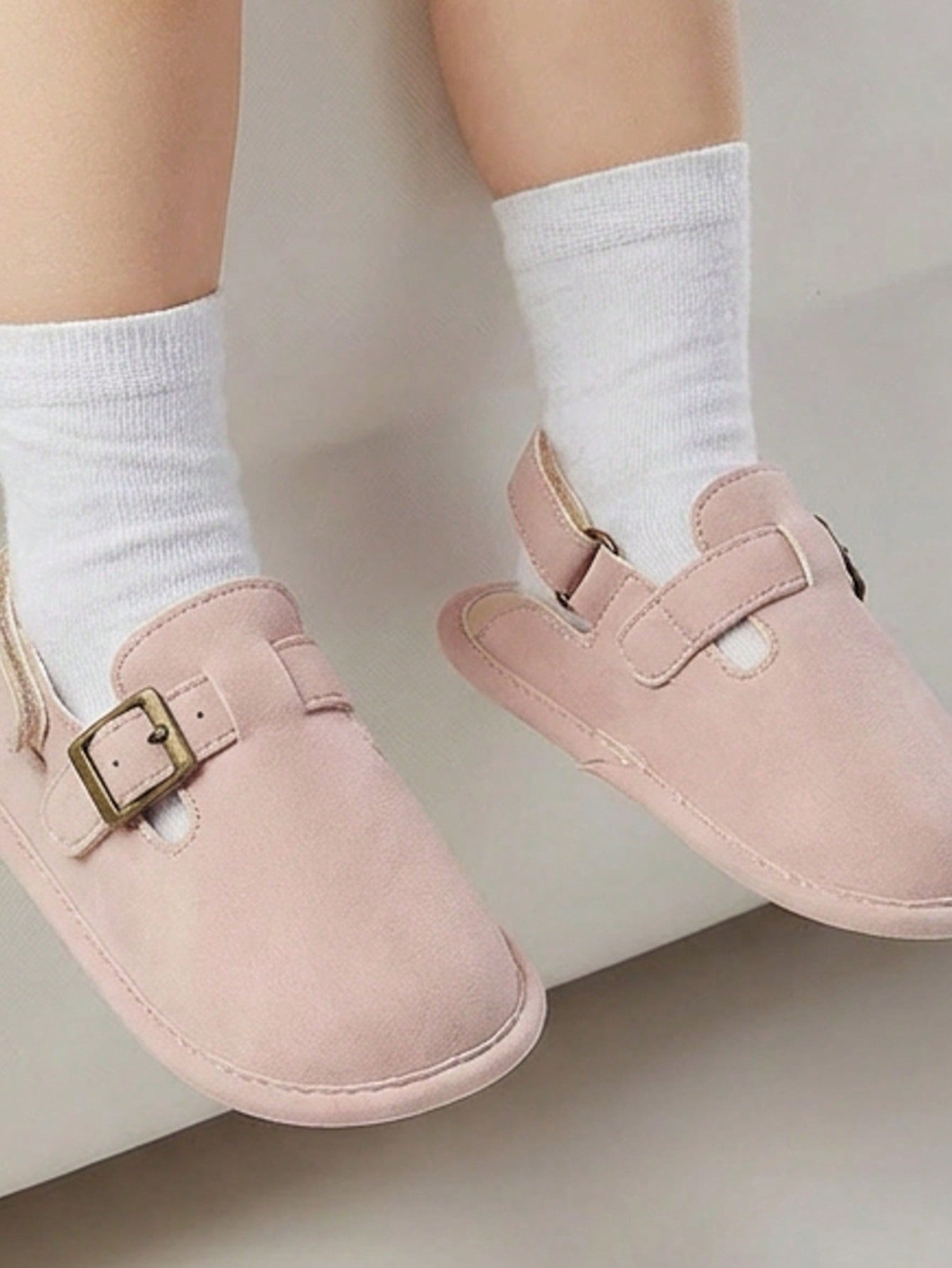 0-18 Months Baby Toddler Walking Slippers Sandals Shoes- Soft Sole Non-Slip First Walkers With Adjustable Buckle Strap Breathable Summer Crib Shoes