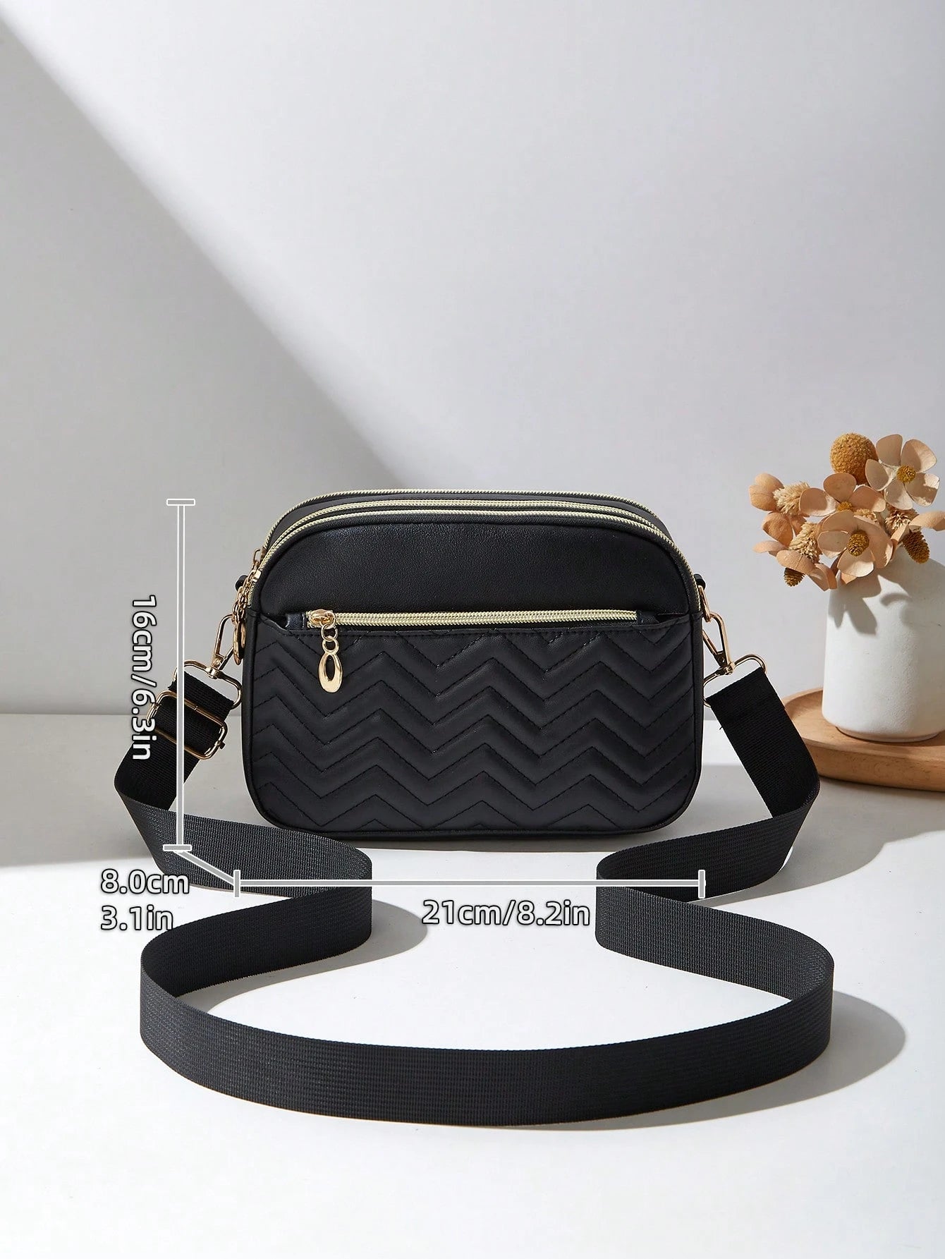1pc Women's Casual Commuter Crossbody Bag, Solid Color Personalized Fashion Wavy Pattern, Comfortable Handheld And Shoulder Strap, Aesthetic