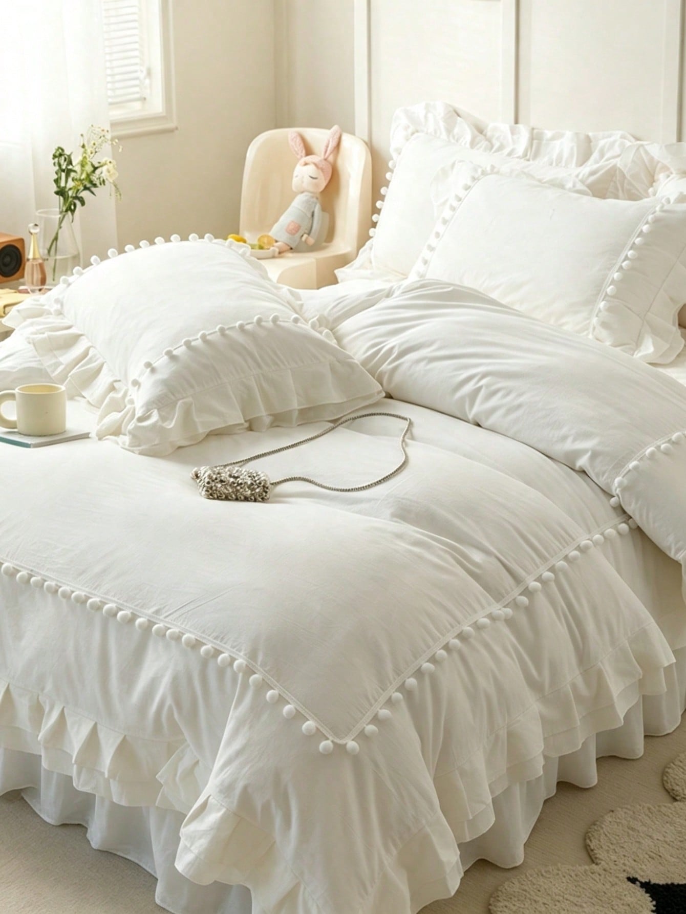 3pcs Soft Skin-Friendly Comfortable White Pom Pom Lace Double Layer Ruffle Bedding Set (1*Duvet Cover + 2*Pillowcases, No Inserts), French Country Style, Lady Style, Girly Style, Bohemian Rustic Style