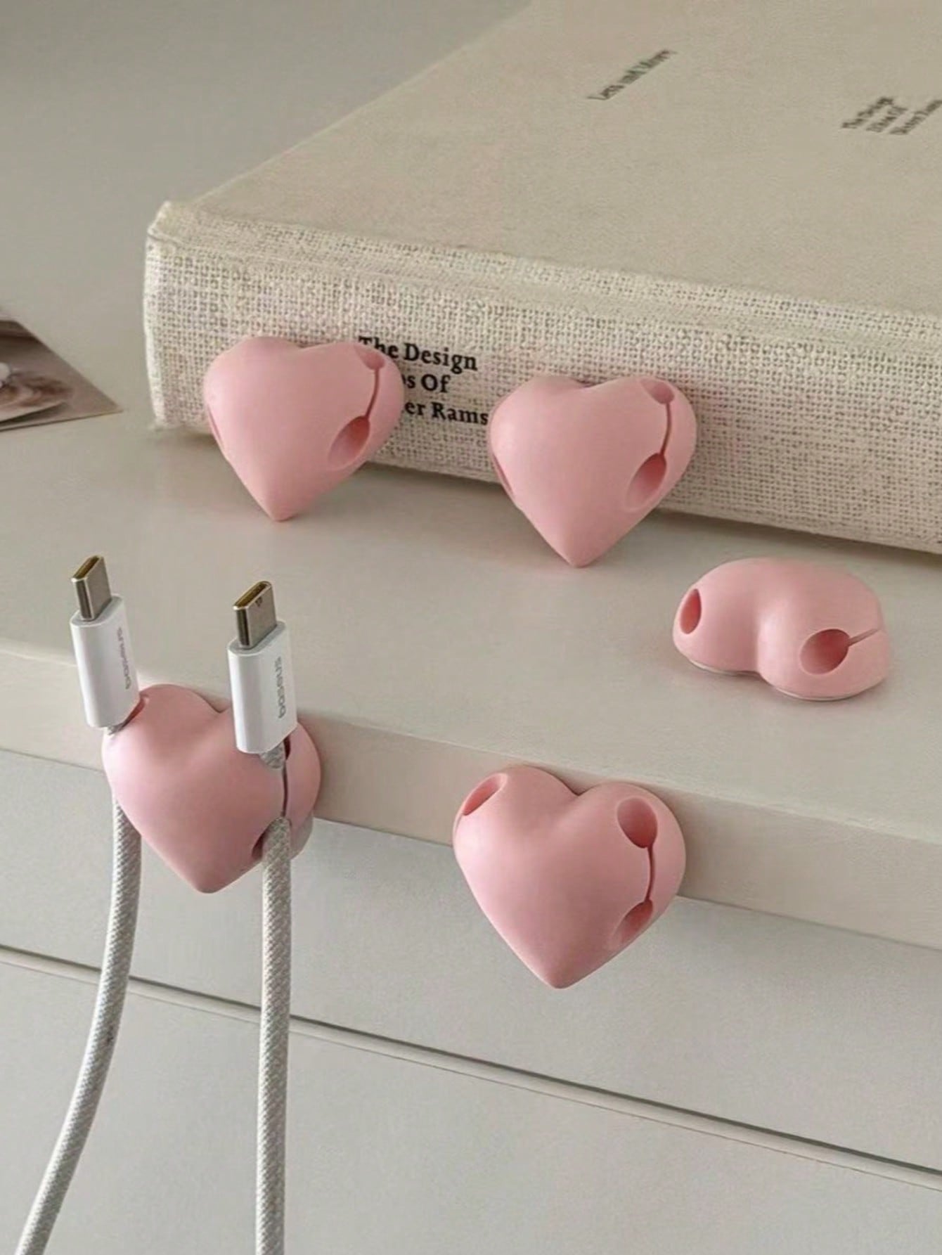 Heart-Shaped Data Cable Organizer, Dual Slot Desktop Adhesive Cable Management Holder, Self-Adhesive Heart Design Cable Storage Rack, Gift For Friends