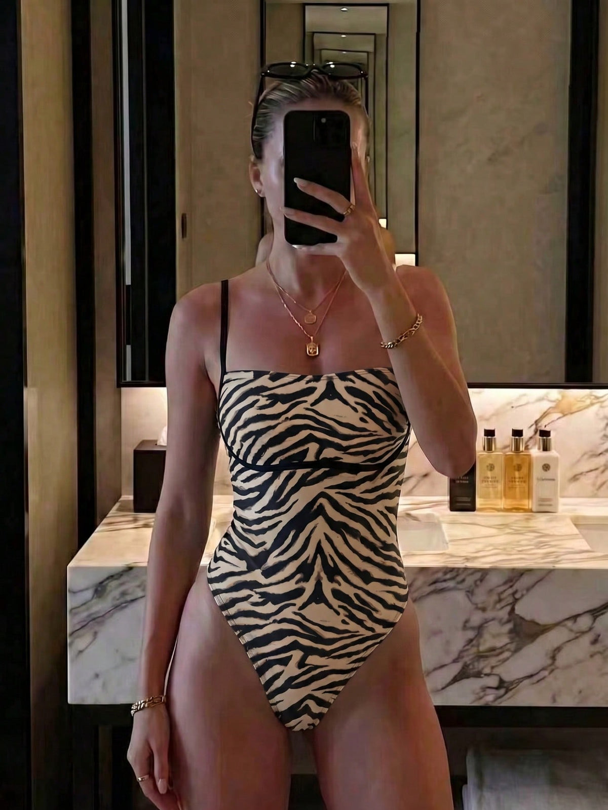 New Sexy Leopard Print High Elasticity Casual Beach Vacation Date Party Women's One-Piece Spaghetti Strap Swimsuit