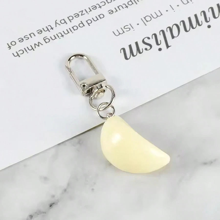 1:1 Realistic Garlic Diced Keychain, Funny & Quirky Garlic Pendant, Women's Bag Charm Accessory, Realistic Food Model, Car Key Chain, Creative DIY Handmade Accessory For Students And Couples