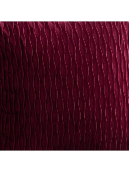1/2pcs Burgundy Velvet Wavy Striped Pillow Cover, Square Cushion Case, Holiday Home Decor Pillow, Soft & Comfortable Fabric, Modern Decor For Sofa, Bedroom, Dorm