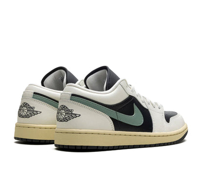 Jordan 1 Low Jade Smoke