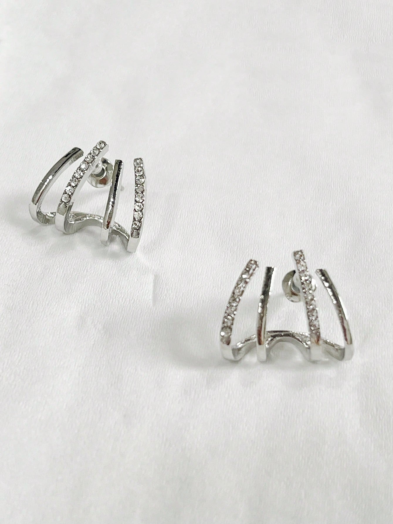 1 Pair Claw-Shaped Earrings, Unique Design, Niche Luxury, High-End Fashion Ear Jewelry
