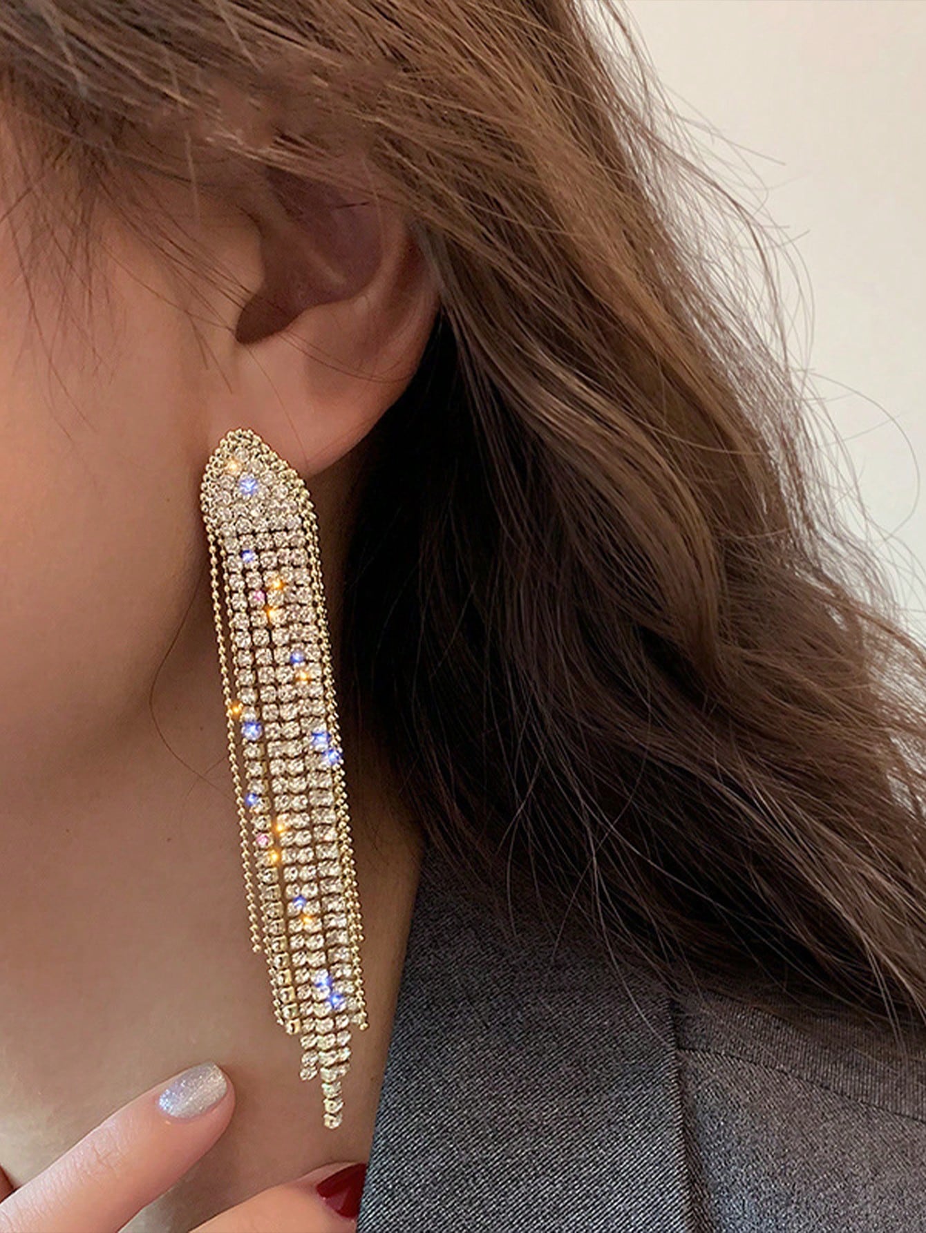 1 Pair European Style Long Tassel Crystal Geometric Triangle Earrings, High-End Design, Suitable For Women, Wedding, Party, Gifting
