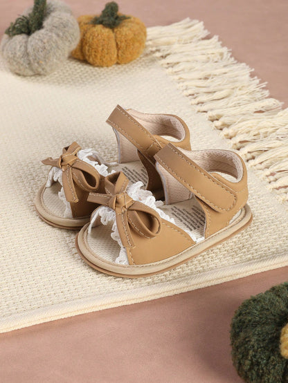 1 Pair Fashionable Versatile Bowknot Lace Trim Sandals, Soft Sole Pre-Walker Shoes For Infants And Toddlers, Suitable For Parties, Events And Vacations