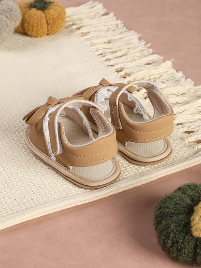 1 Pair Fashionable Versatile Bowknot Lace Trim Sandals, Soft Sole Pre-Walker Shoes For Infants And Toddlers, Suitable For Parties, Events And Vacations