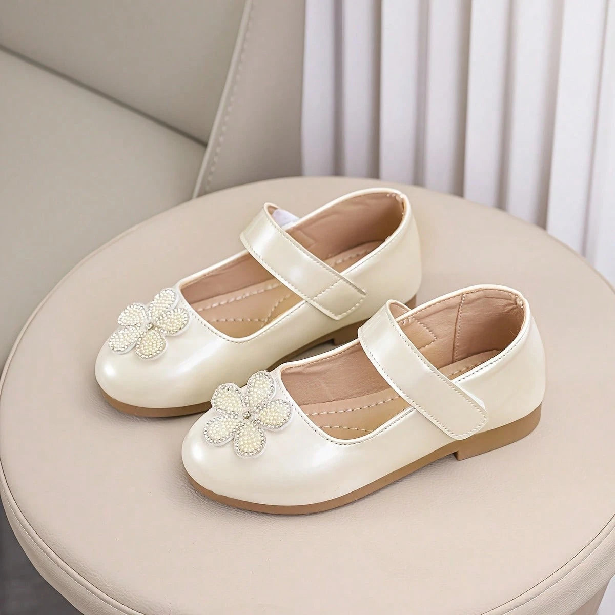 1 Pair Girls' 2026 Spring Floral Princess Shoes, Leather Shoes, Student Shoes, Rubber Sole, Fashionable Comfortable Soft Bottom Princess Shoes For Girls, Suitable For Weddings, Parties And Stage Perfo