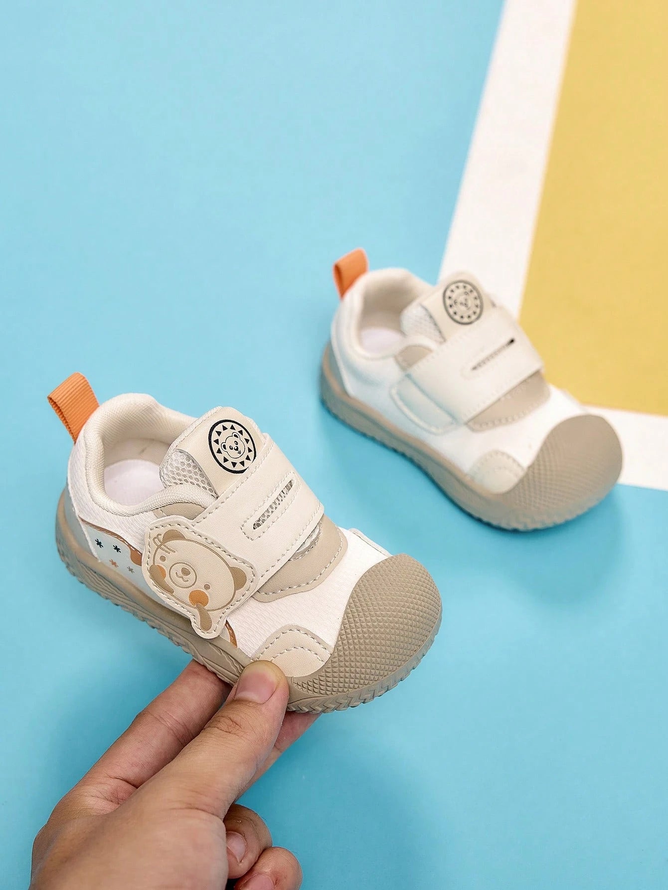 1 Pair Unisex Kids Breathable Casual Walking Shoes, Anti-Kick Fashion Versatile Soft Sole Sports Shoes