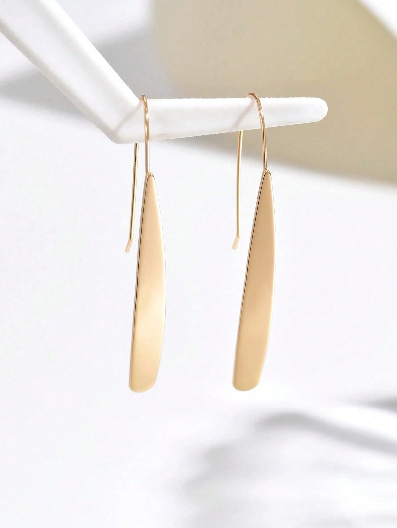 1 Pair Women Fashion Geometric Rectangular Shiny Earrings, Versatile For Daily And Casual Wear