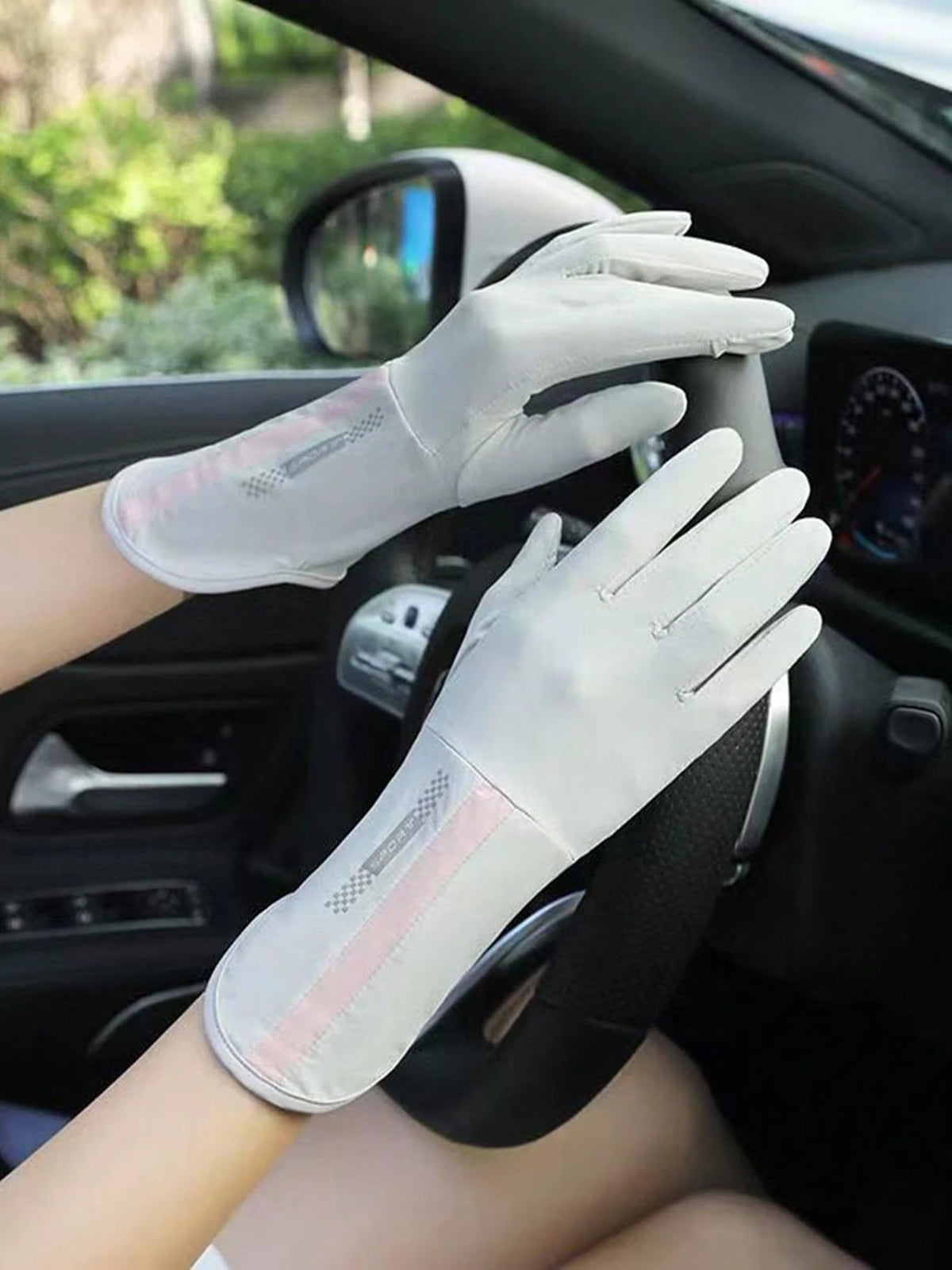 1 Pair Women's Summer Outdoor Sports Cycling Anti-Slip Touchscreen Gloves