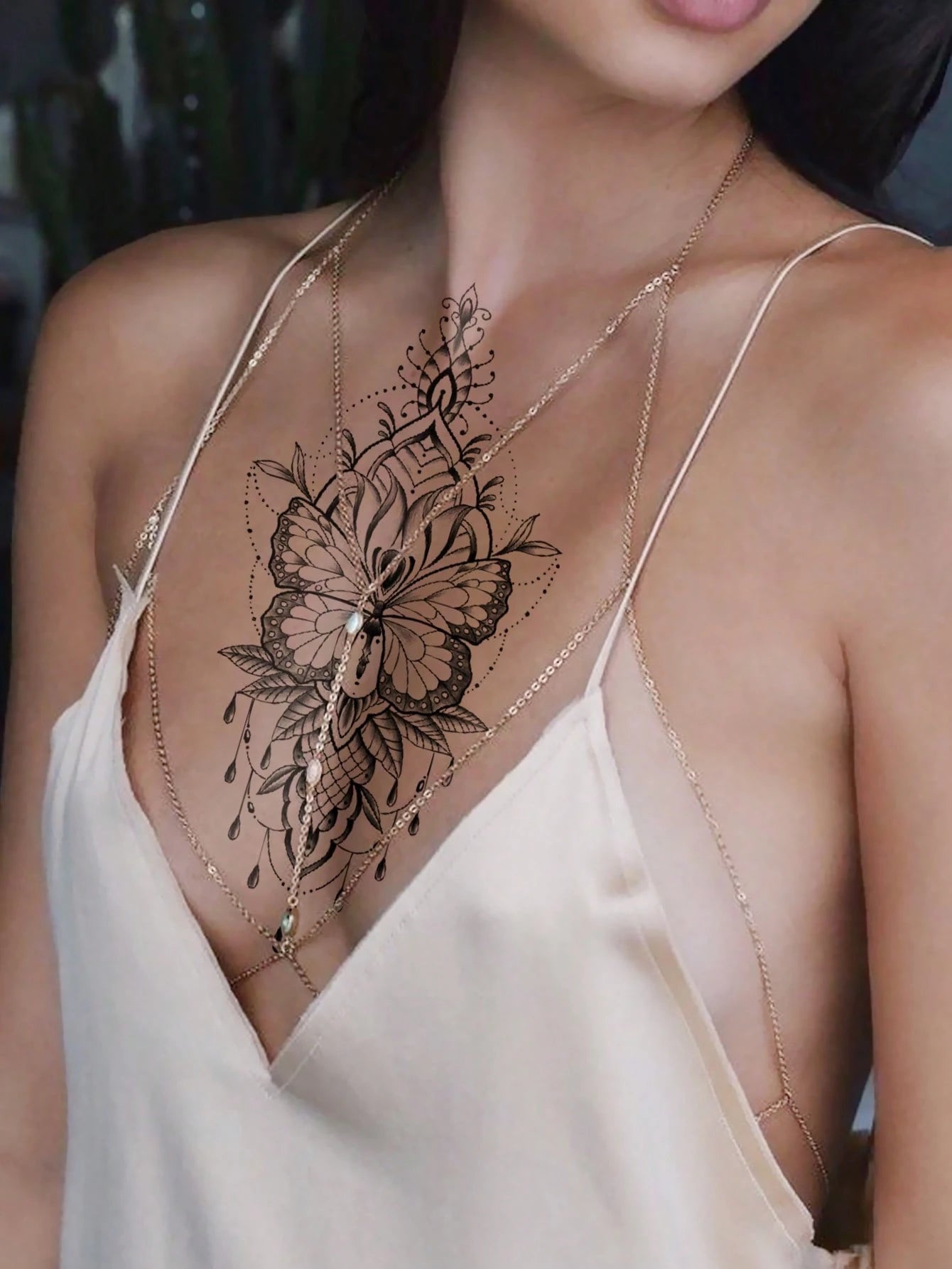 1 Sheet Big Size Body Art Temporary Tattoo Stickers For Men And Women,Sketch Realistic Style Mandala Henna Pattern,Waterproof Fake Tattoo,Lasts 2-5 Days,Covering Scars,Can Be Used On Arms Wrist Should