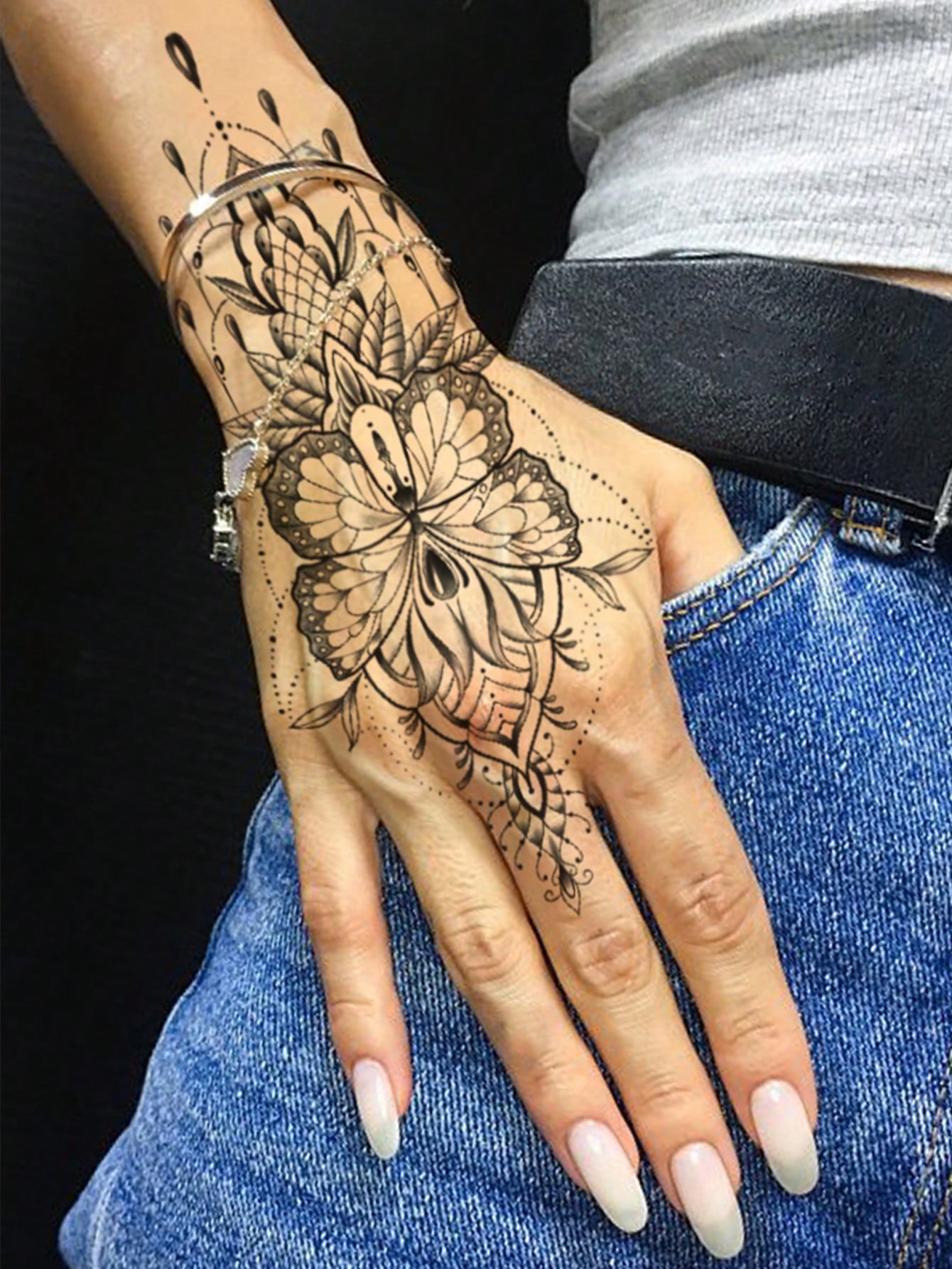 1 Sheet Big Size Body Art Temporary Tattoo Stickers For Men And Women,Sketch Realistic Style Mandala Henna Pattern,Waterproof Fake Tattoo,Lasts 2-5 Days,Covering Scars,Can Be Used On Arms Wrist Should