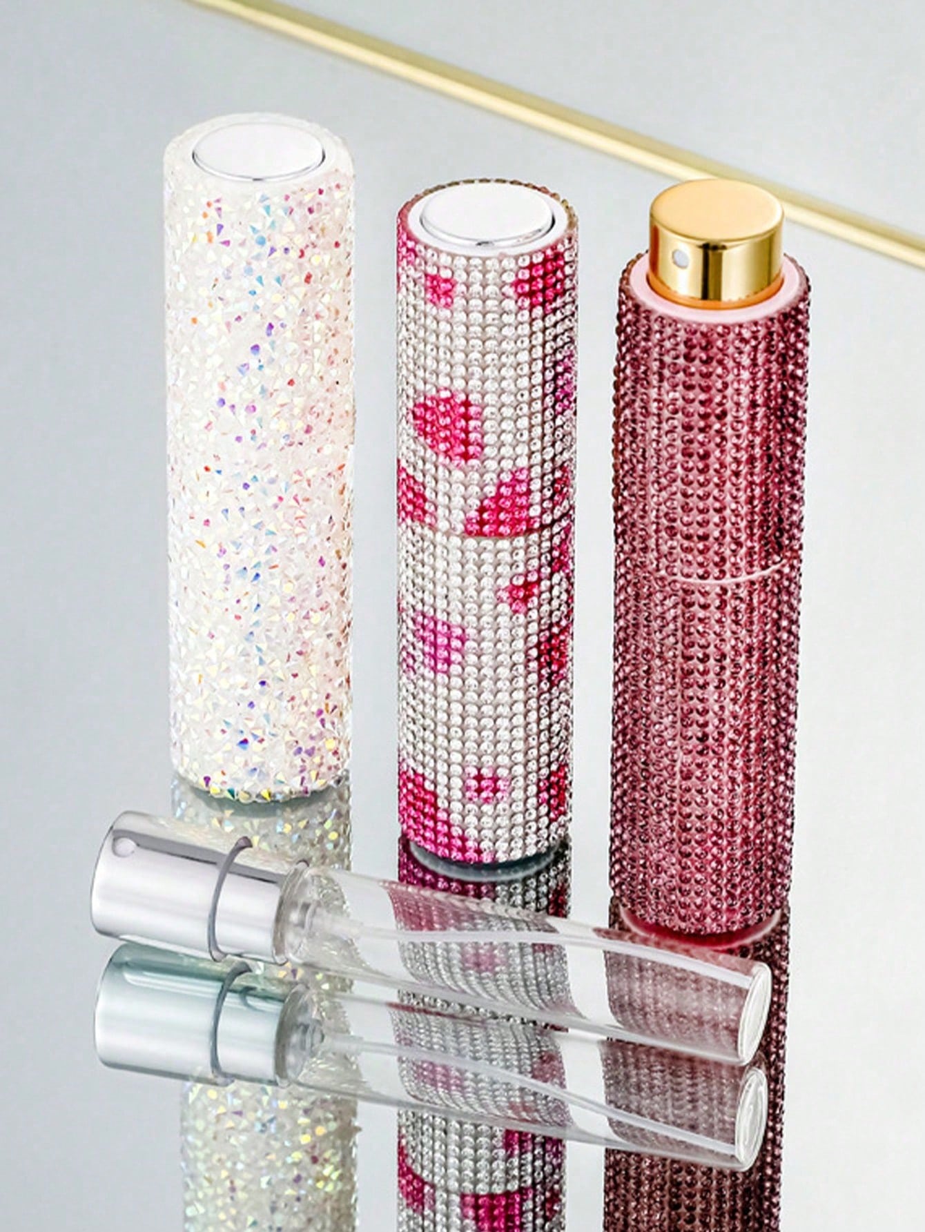 10ml Rhinestone Rotating Perfume Bottle, Mini Fully Rhinestone-Studded Empty Perfume Bottle, Portable Refillable Spray Bottle, Shiny Crystal Decorated Travel Perfume Sprayer, Luxury Creative Portable