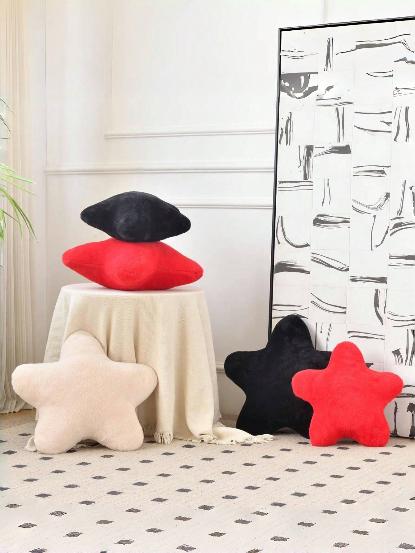 11.81"/15.74" Cute Star Shaped Throw Pillow, Soft Faux Fur Material, Christmas Home Decor For Sofa, Bedroom, Living Room, Great Christmas Gift For Family And Friends