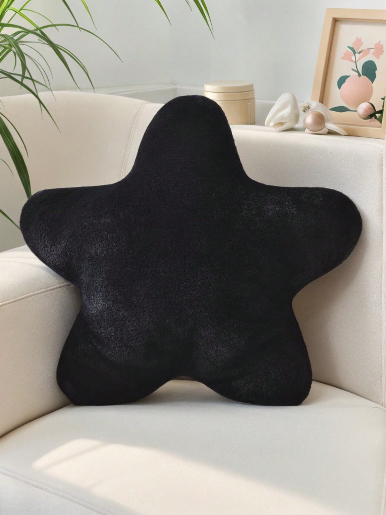 11.81"/15.74" Cute Star Shaped Throw Pillow, Soft Faux Fur Material, Christmas Home Decor For Sofa, Bedroom, Living Room, Great Christmas Gift For Family And Friends