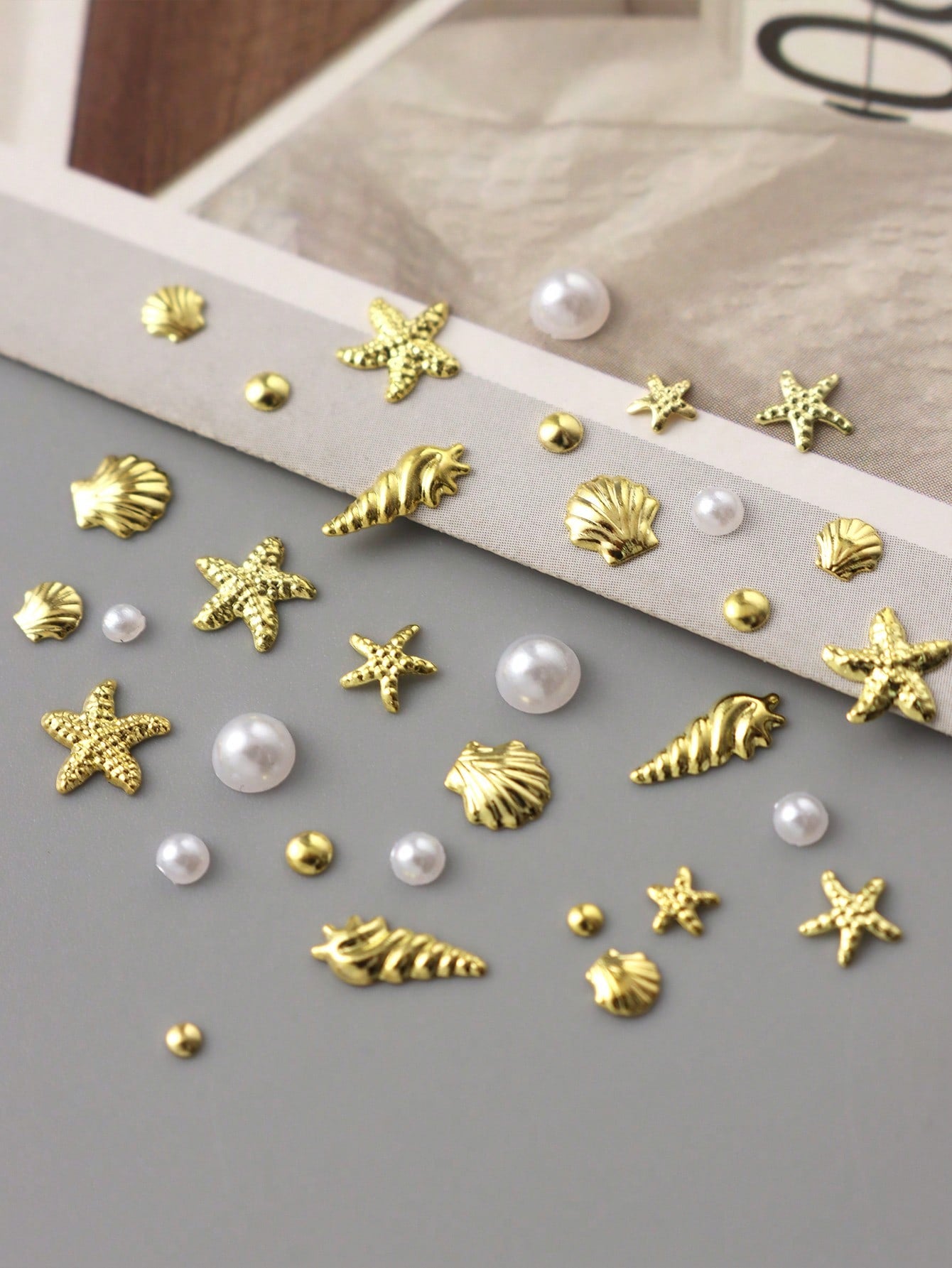 12 Grids Shell Starfish Gold Metal Nail Charms Decorations Beads Pearls Nail Art Accessories Rivet Crafts Summer Ocean Holiday DIY Nail Supplies