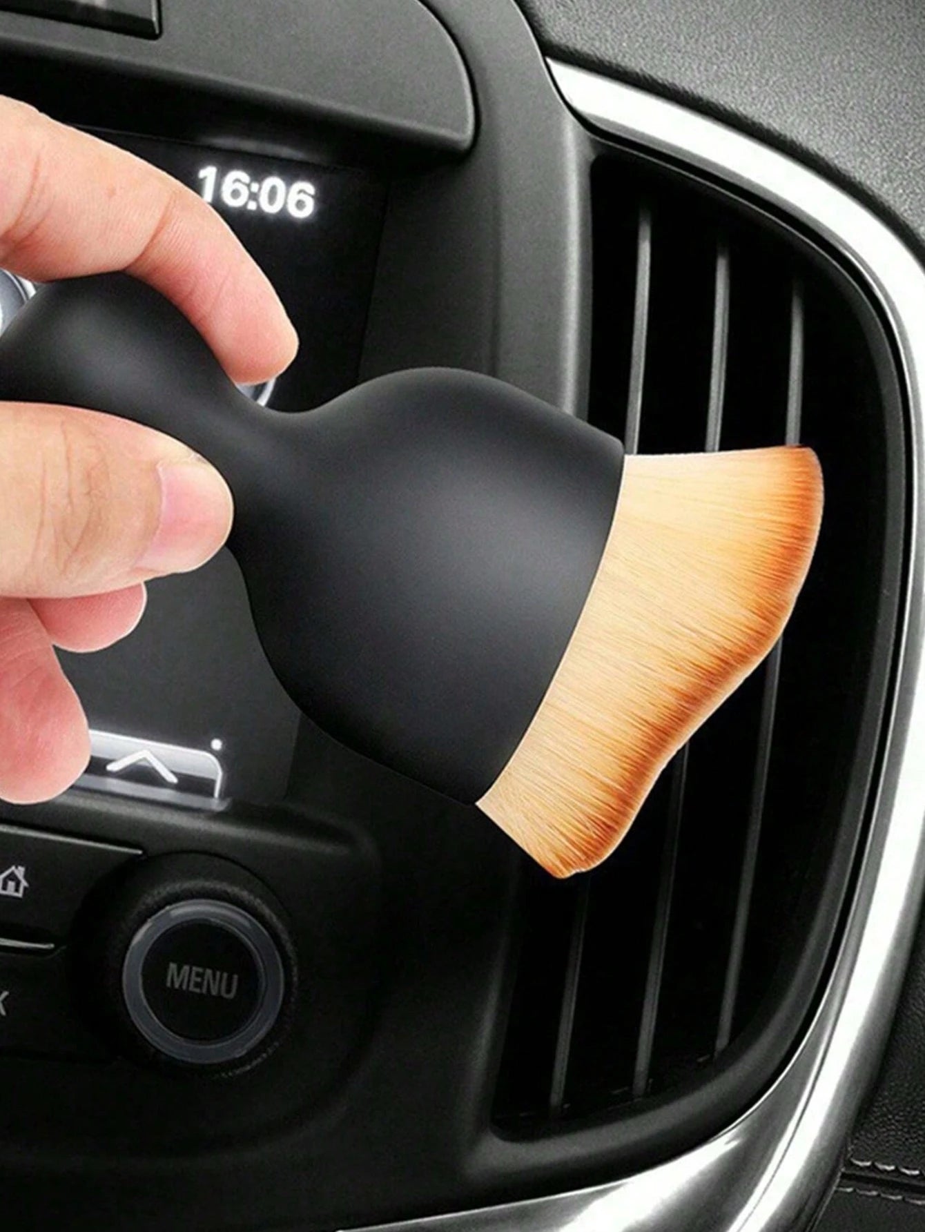 1pc/2pcs Car Detailing Brush Car Interior Cleaning Soft Brush Automotive Air Conditioner Brush (With Protective Cover), Curved Design Dirt Dust Clean Brushes For Cleaning Air Vent, Dashboard, Engines