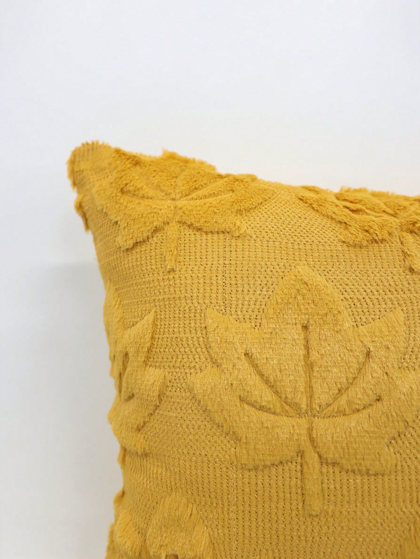 1pc 45*45cm Halloween Maple Leaf Quilted Pillow Case, Hidden Zipper Pillow Cover, Autumn Decor Pillow Case, Home Decor Halloween Decor Living Room Bedroom Sofa, No Pillow Insert