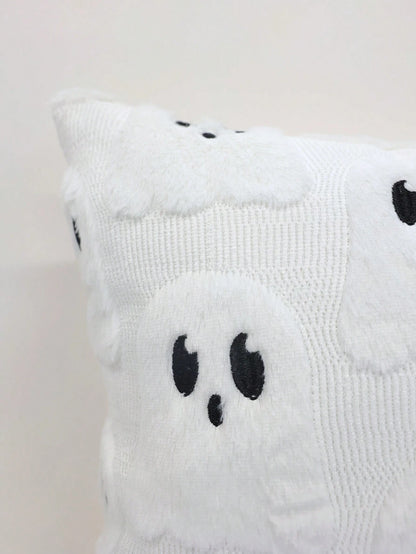 1pc Autumn/Winter Halloween Ghost Theme Cushion Cover, Cute Little Ghost Pattern Pillowcase, Soft Decor For Homestay Bedroom Party, Invisible Zipper, Machine Washable, Holiday Atmosphere Sofa Decorati