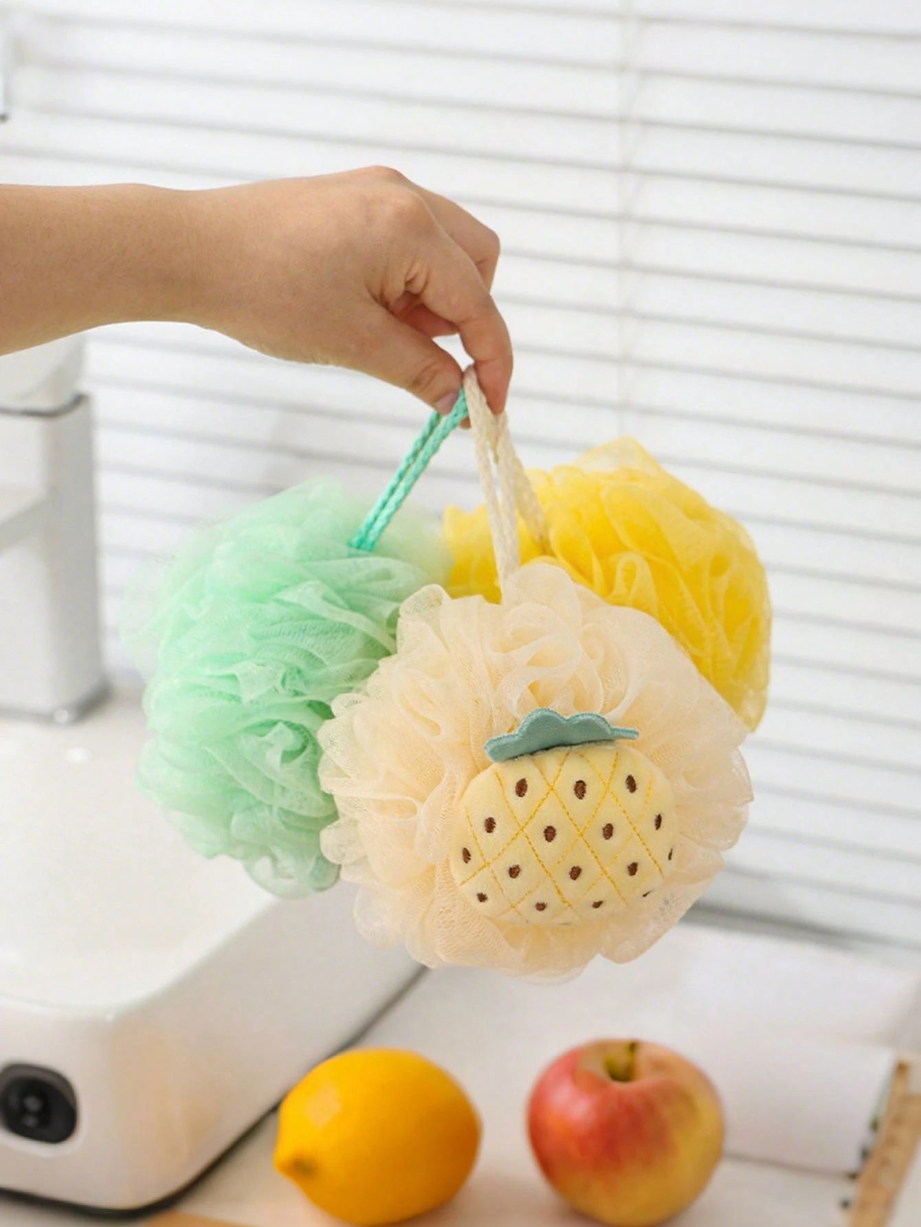 1pc Baby Bath Accessories- Exfoliating Washcloth, 2-In-1 Soft Scrub Sponge, Non-Slip Baby Bath Glove, Thick Hanging Design, Soft & Non-Shedding Bath Sponge, 2-In-1 Double-Sided Baby Bath Towel