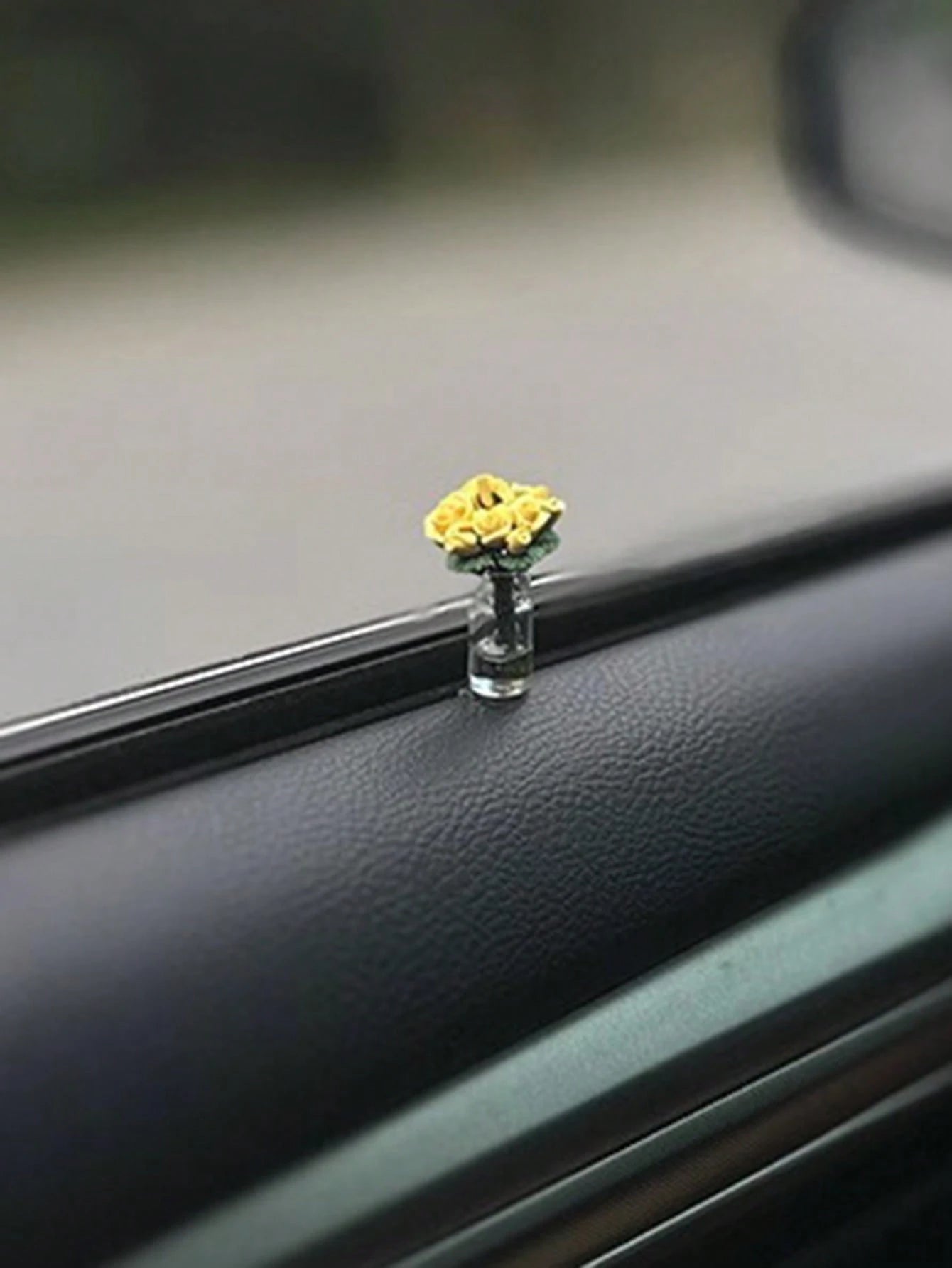 1pc Beautiful Rose Car Center Console Window Rearview Mirror Ornament Mini Car Accessories