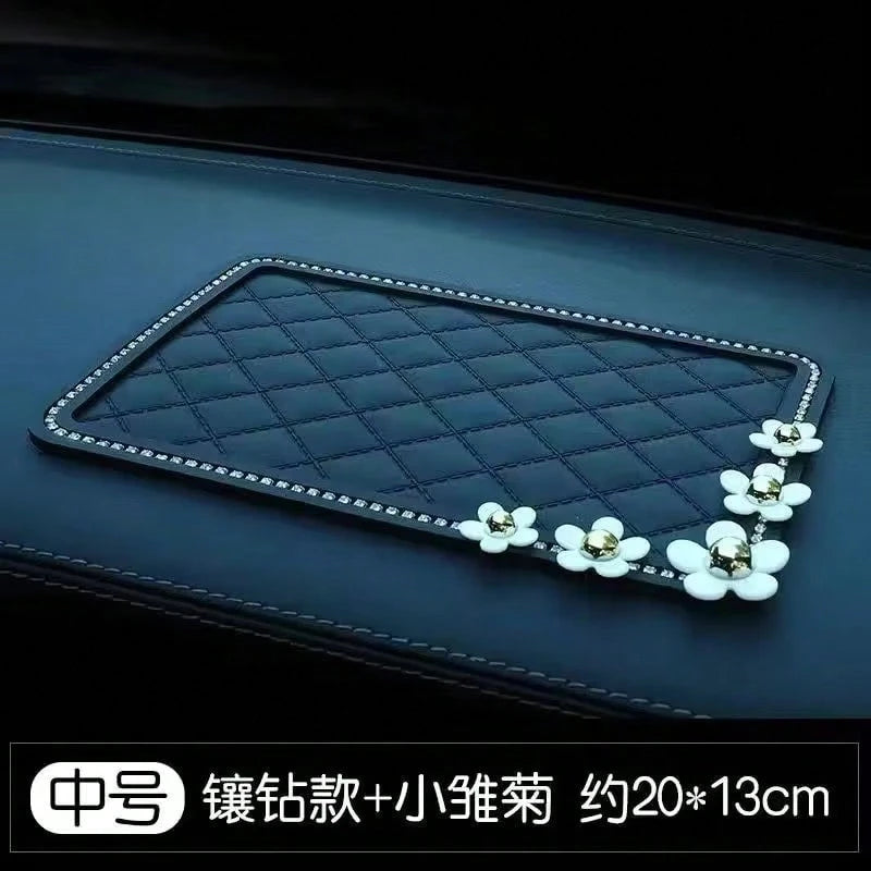 1pc Black Car Anti-Slip Silicone Pad, Heat-Resistant Dashboard Mat, Car Interior Decor, Phone Holder, Storage Tray, Sun Protection Perfume Holder