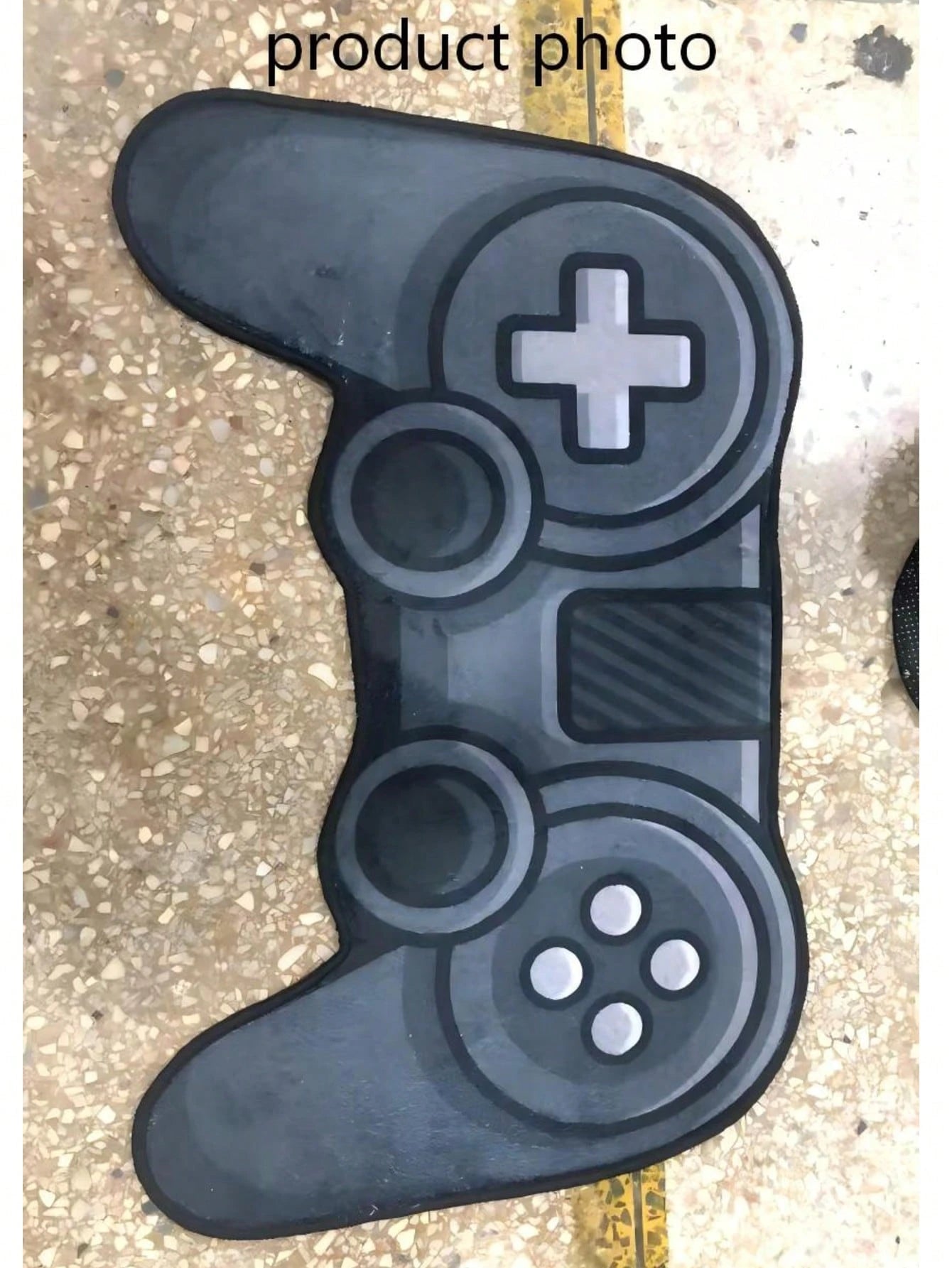 1pc Black Game Controller Shaped Rug, Nursery Decor Mat, Decorative Floor Mat, Children's Play Mat, Decorative Carpet, Bedroom Decor, Small Rug, Carpet, Home Decor, Outdoor Rug, Washable Carpet