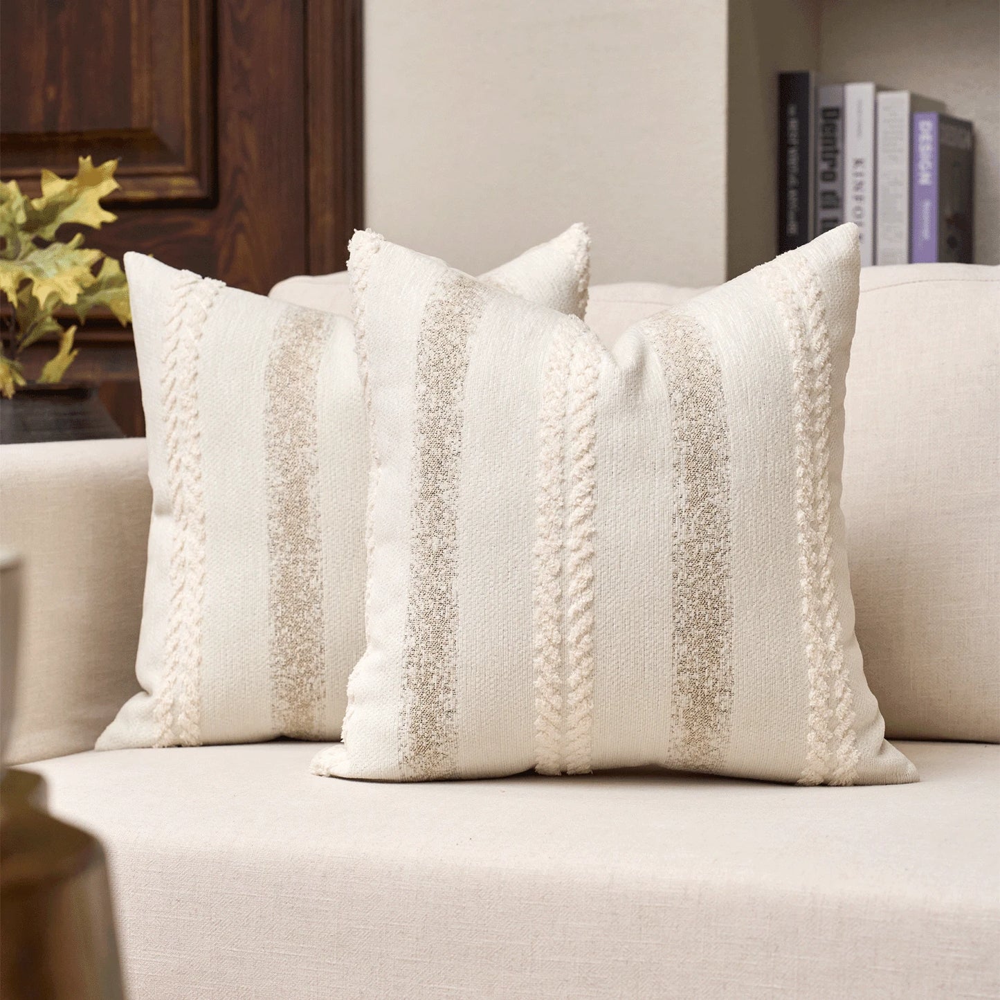 1pc Chenille Striped Decorative Pillow Cover, No Pillow Insert Included, Super Soft Modern Decor Cushion Cover For Sofa, Suitable For All Seasons, Also Can Be Used As A Gift.