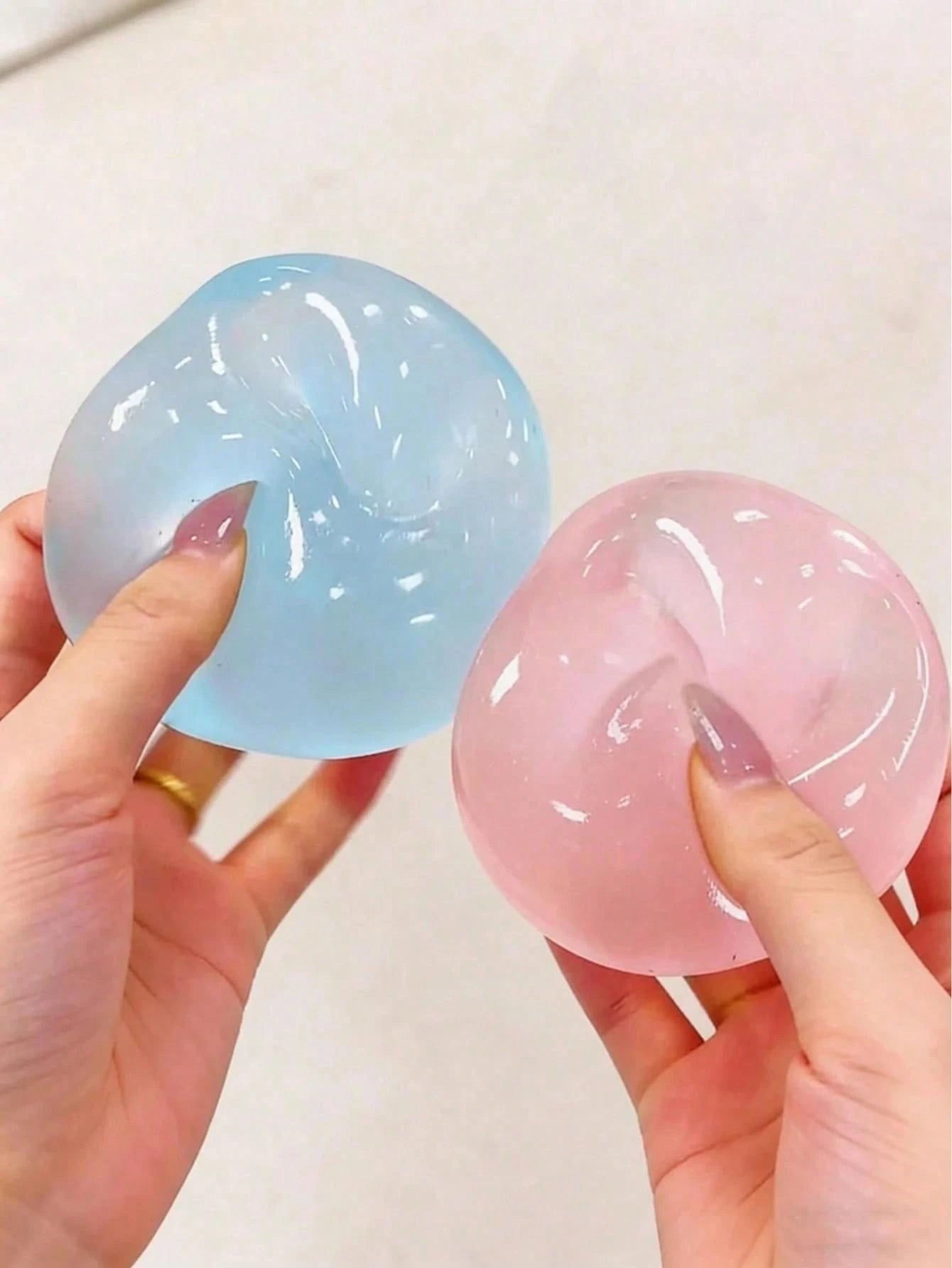 1pc Coconut Oil Slow Rebound Stress Ball, Anxiety Relief, Suitable For Classroom Rewards, Party Favors, Round Malt Squeeze Stress Relief, Best Office Desk Stress Relief Tool, Suitable For Holiday Gift