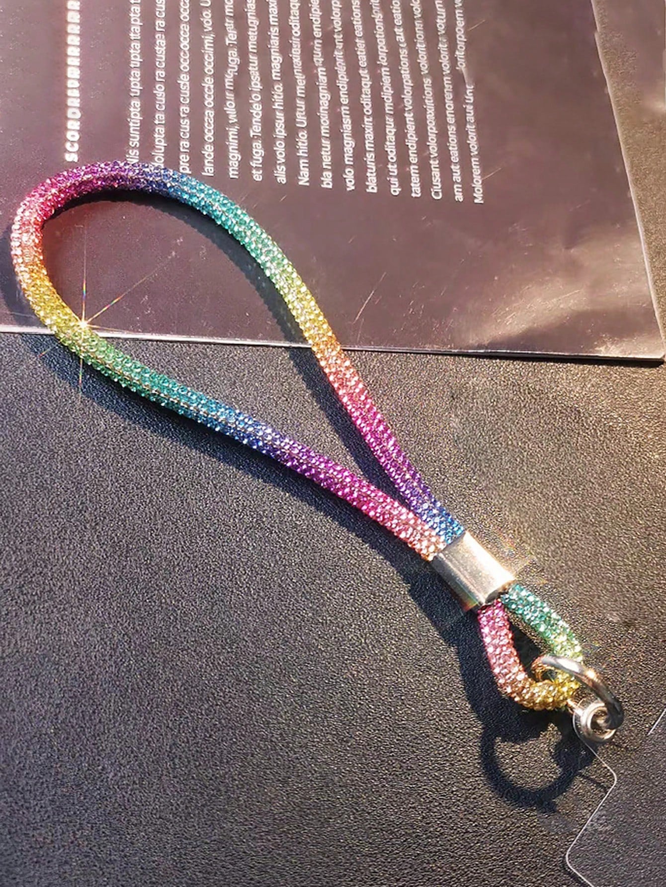 1pc Crystal Rhinestone Wrist Lanyard, High-End Luxury Rhinestone Hanging Decoration, Fashionable Short Strap Phone Case Lanyard, Anti-Lost Camera Chain