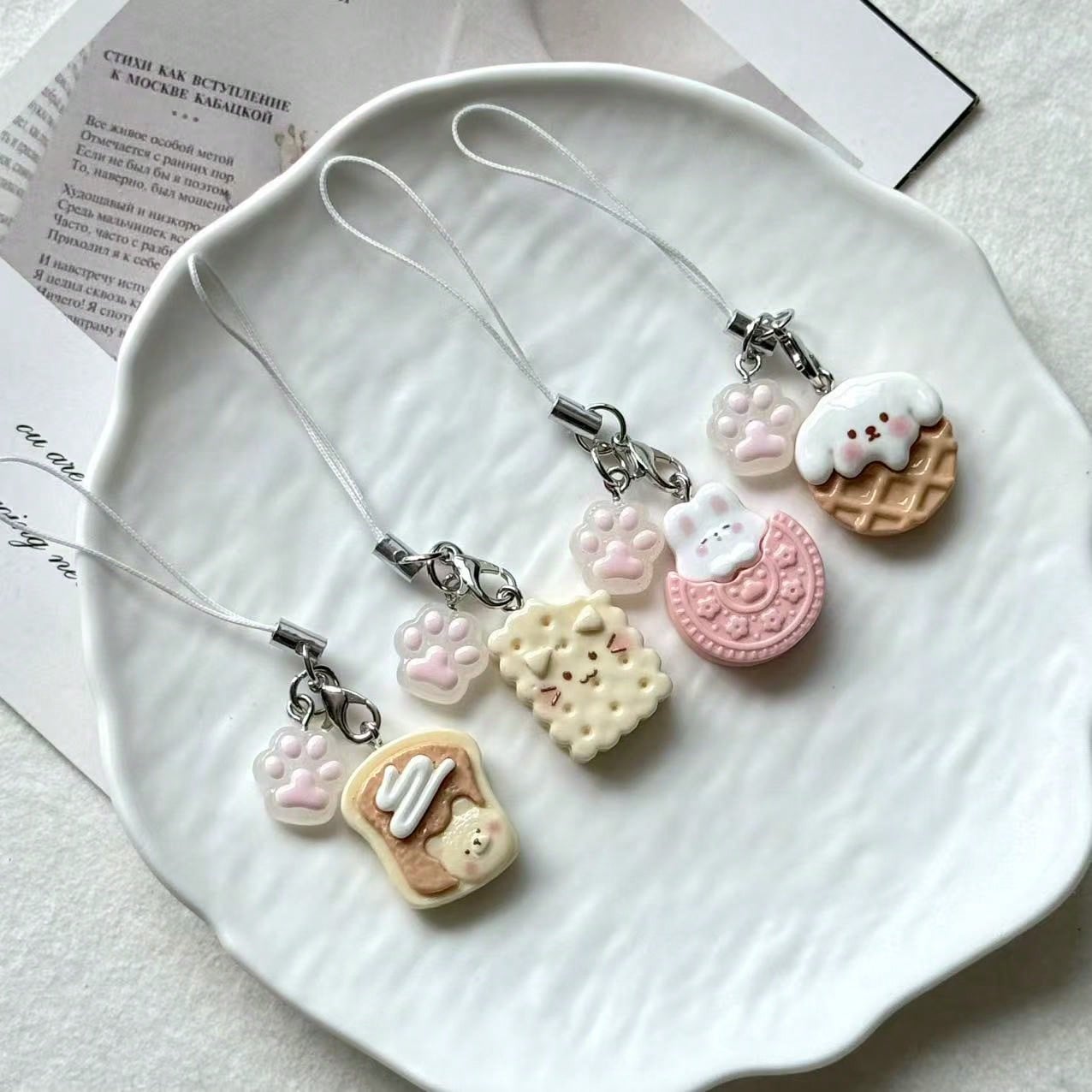 1pc Cute Cartoon Panda Cookie Cake Phone Charm Pendant, Realistic Food Toy Anti-Lost Couple Gift