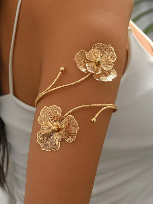 1pc Elegant Golden Floral Arm Bracelet, Minimalist Versatile Jewelry For Women, Suitable For Daily Wear, Vacation, Party, And Date