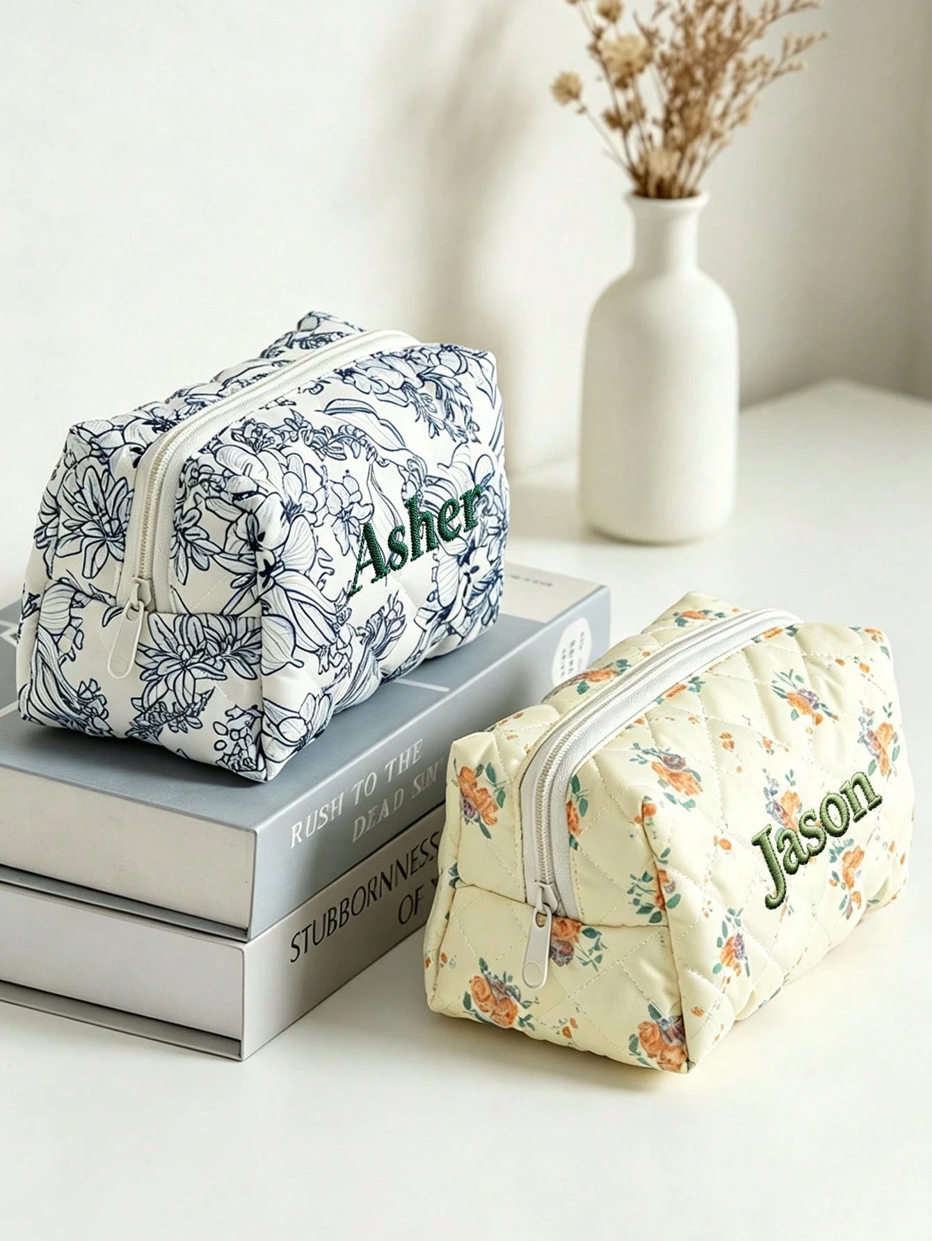 1pc Embroidered Name Makeup Bag, Custom Floral Makeup Bag, Personalized Gift For Women, Travel Storage Space Saver, Toiletry Bag, Sunscreen Pouch, Bridesmaid Gift, Autumn Decor, Mother's Day Gift, Bir