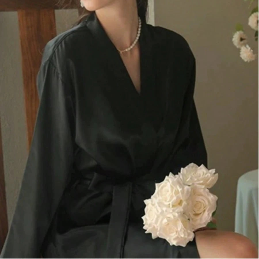 1PC Gilded Letters Bathrobe Groom Bride & Bridesmaid Initial Letter Robe, Bridal Party Prep Wear, Wedding Ceremony & Reception Accessories Pajama Ladies Spring Summer Wedding Bridesmaid Pajama Bride D