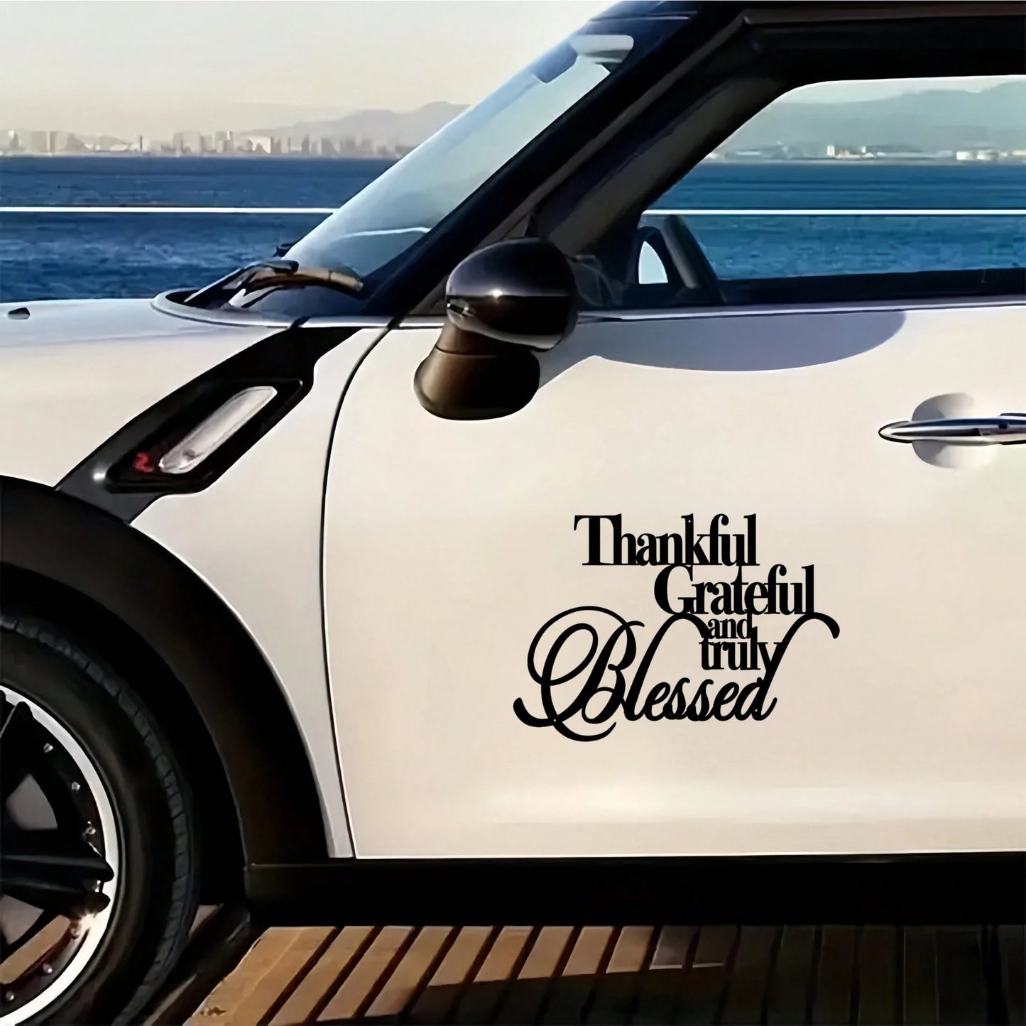 1pc "Gratitude" Elegant Black Cursive Style Sticker- Suitable For Laptops, Bottles, Phones, Vehicles, Windows, Walls, Cups, Etc. Durable Self-Adhesive Car Decoration Sticker