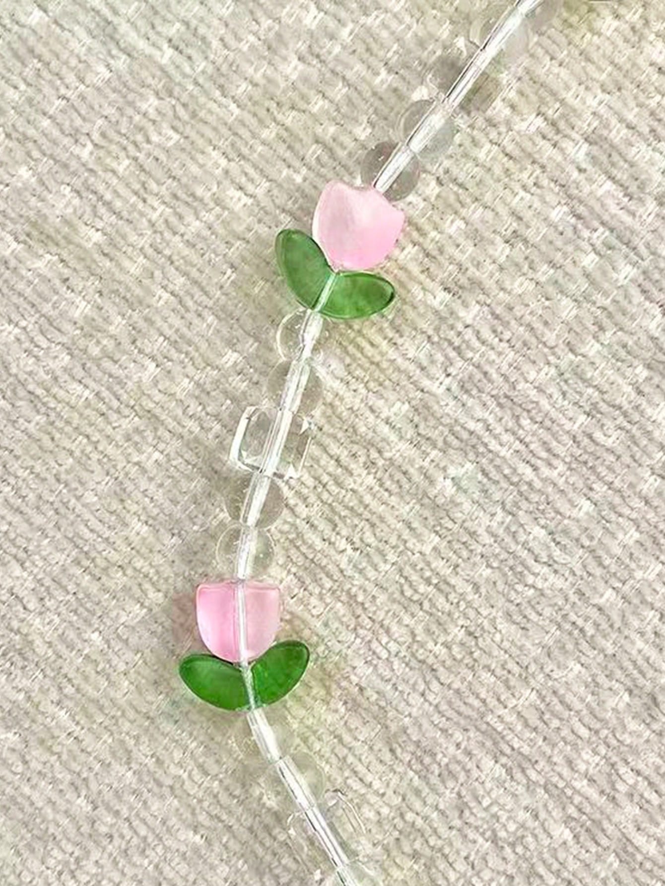 1pc Ins Tulip Phone Charm- Handmade Beaded Phone Chain For Hanging On The Phone, Camera Security Chain To Prevent Loss, Travel Security Phone Chain For Bags, Pendant For Keychains, Apple A IrPods Pro