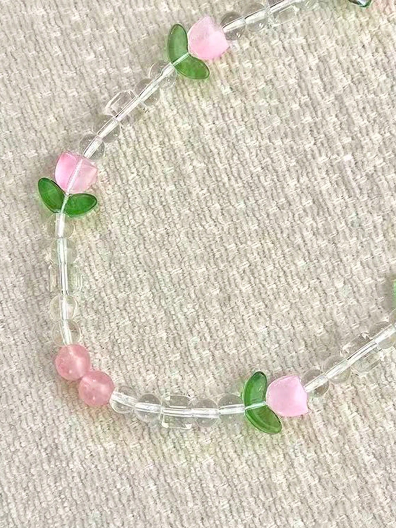 1pc Ins Tulip Phone Charm- Handmade Beaded Phone Chain For Hanging On The Phone, Camera Security Chain To Prevent Loss, Travel Security Phone Chain For Bags, Pendant For Keychains, Apple A IrPods Pro