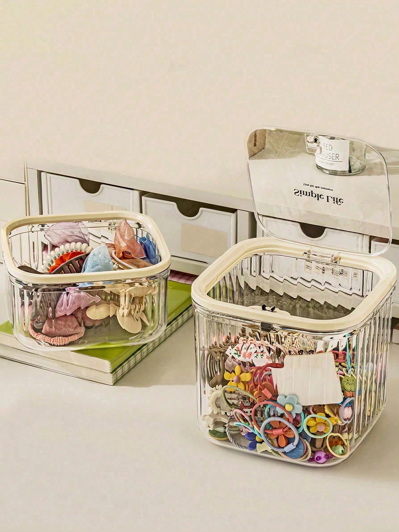 1pc Large Capacity Transparent Striped Plastic Storage Bucket, Beige Frame Square Dust-Proof Flip Lid Organizer Box, Desktop Hair Accessories & Cosmetics Storage Box, Suitable For Bedroom, Bathroom, H