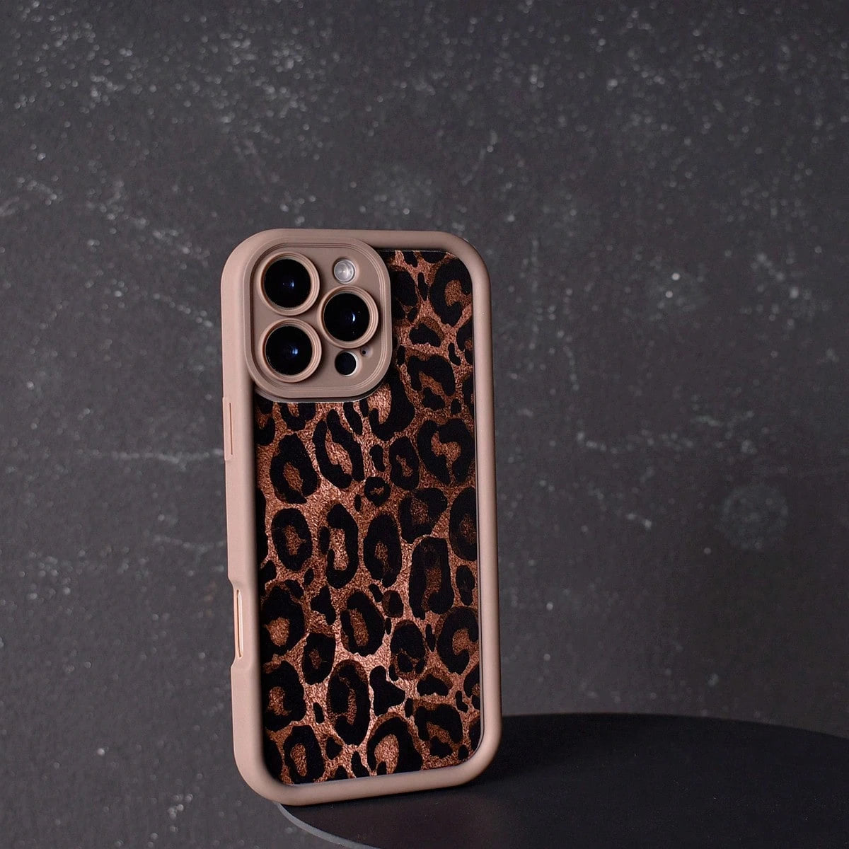 1pc Minimalist Leopard Pattern Leopard Print Pattern Simple Fashion Ins Style Chocolate/Coffee/Matte Brown Color Phone Case With Stepped Design, Suitable For Compatible With OPPO/Compatible With VIVO