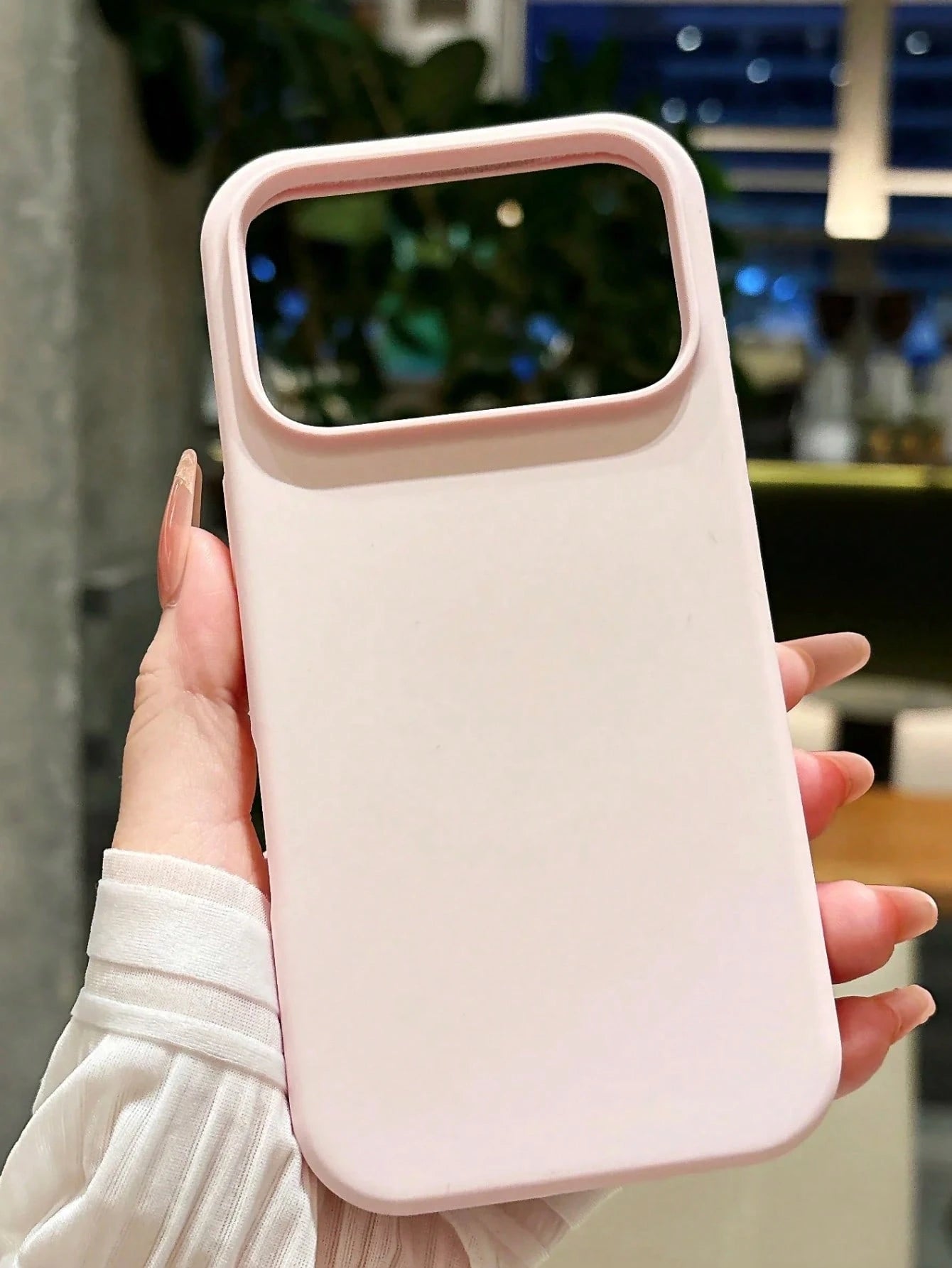 1pc Minimalist Liquid Silicone Magnetic Wireless Charging Phone Case, Compatible With IPhone 17 Air 16 14 13 12 15 Pro Max Plus, With Velvet Camera Protection