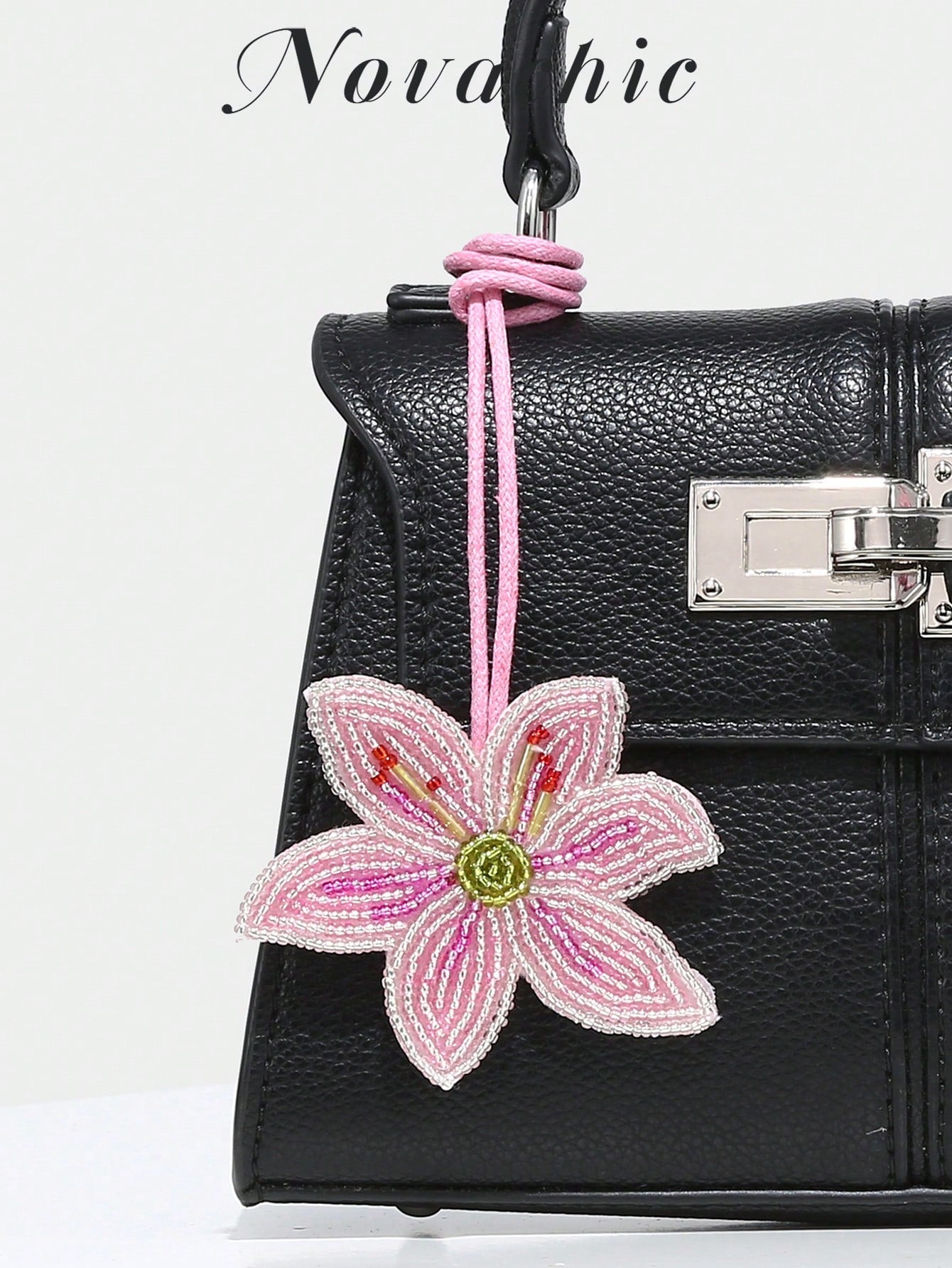 1pc Novachic Handmade Beaded, Floral Decor, Rhinestone Beaded Bag Charm/Pendant, Suitable For Summer Vacation, Beach (Charm Only, No Bag) Festival Graduation Teacher Appreciation Gifts Gift KeyChain