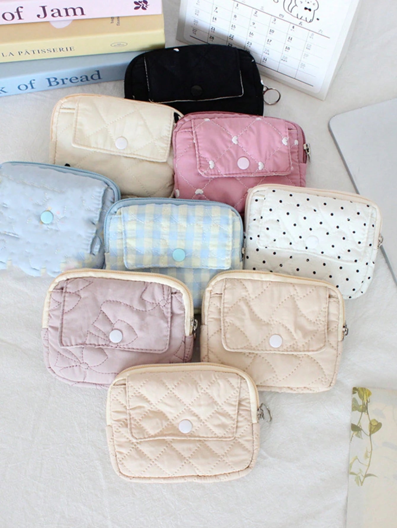 1pc Padded CCD Camera Storage Bag, Embroidered Bow Pattern Coin Purse, Mini Camera Protective Case, Flip-Cover Coin Pouch, Large Capacity Card Holder Bag, Cute Plaid Lipstick Pouch, Fashionable Black