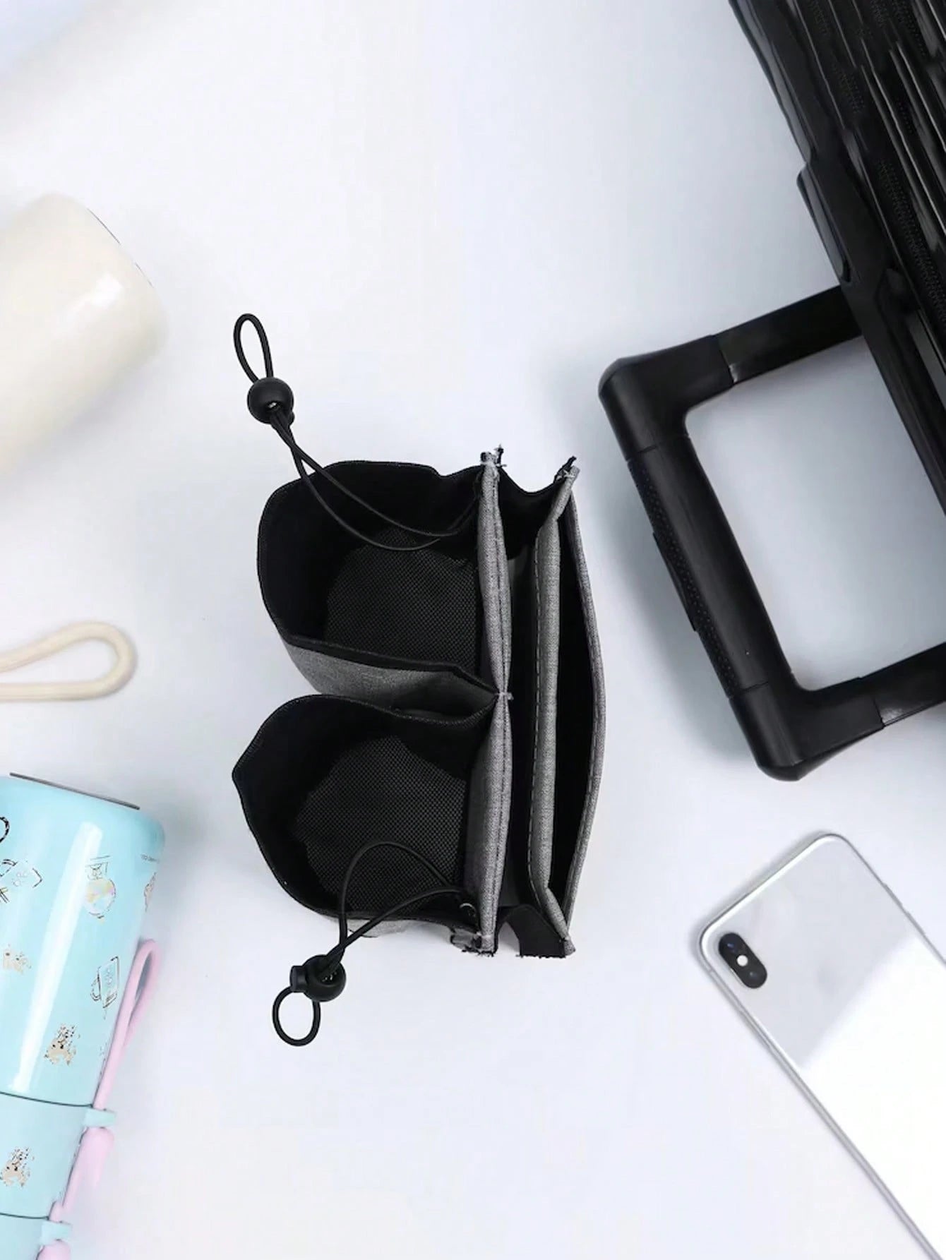 1pc Personalized Luggage Cup Holder With Phone Pocket, Customized Luggage Handle Drink Holder With Cup, Foldable Travel Accessory, Hands-Free Travel Accessory, Fits All Luggage Handles, Drink Bottle B
