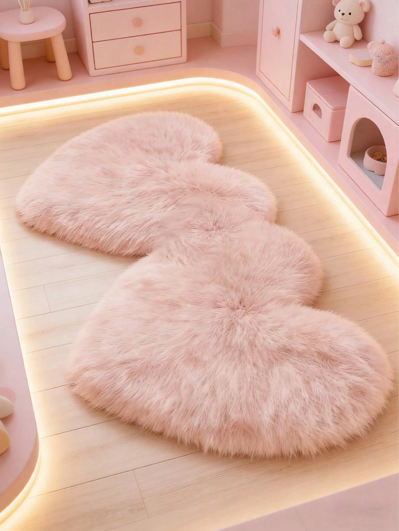 1pc Pink Fluffy Heart-Shaped Rug, Cute Play Mat, Decorative Carpet, Bedroom Decor, Small Rug, Carpet, Home Decor, Outdoor Rug, Washable Rug, Graduation/Mother's Day Gift