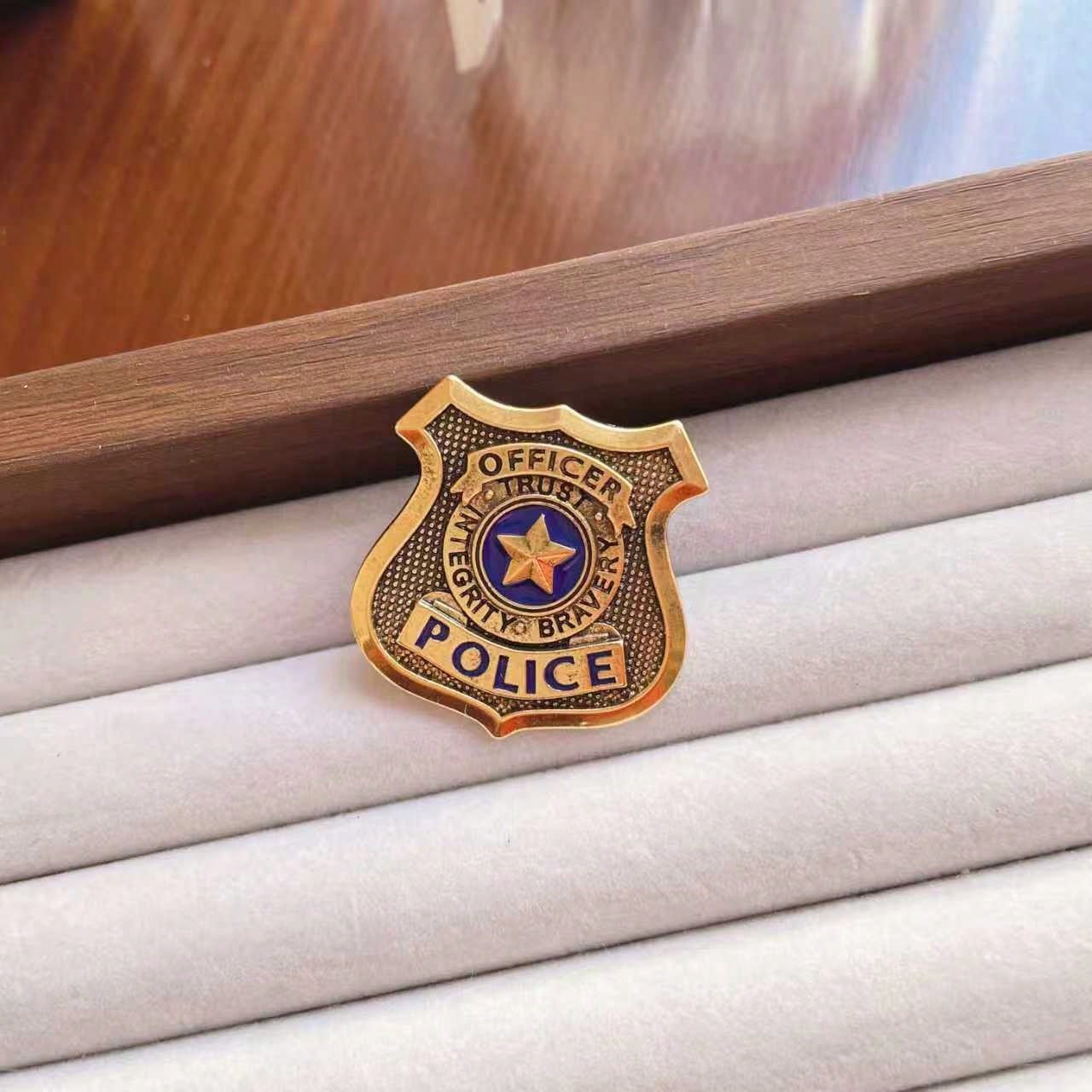 1pc/Sheriff Badge, Girls And Adults Metal Sheriff Badge, Western Police Vest Badge, Deputy Sheriff Badge, Cowboy Party Decoration Badge, Metal