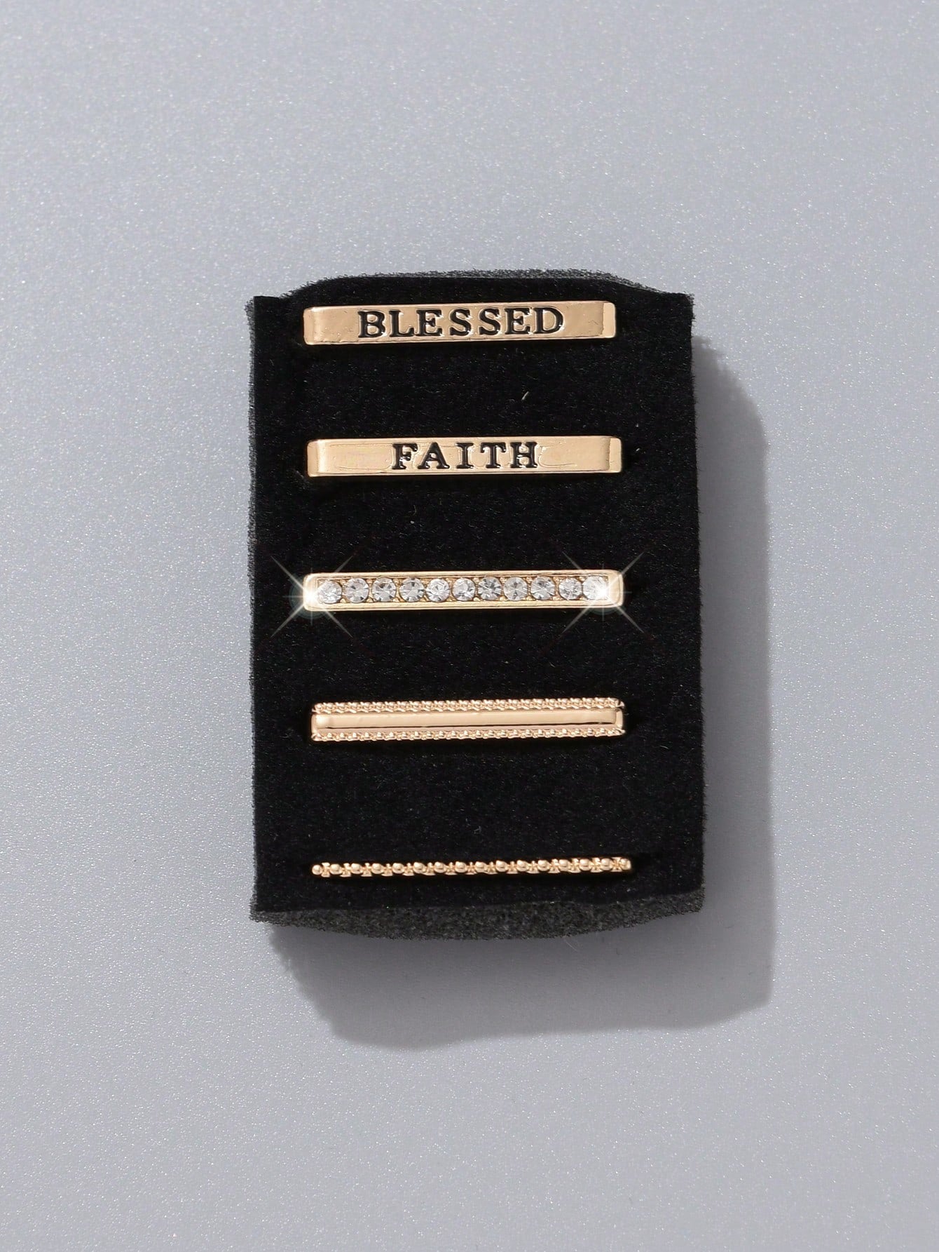 1pc Silicone Watch Band Decorative Charm With Letters & Rhinestone & Buckle & Nail Compatible With Apple Watchband Series Ultra/Se/8/7 (38mm/40mm/41mm/42mm)