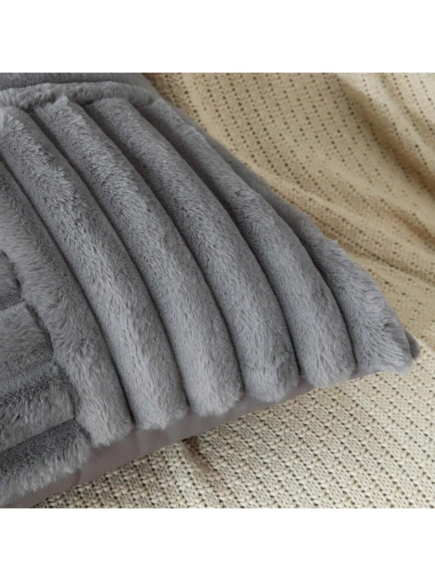 1pc Solid Color Pillow Cover (Pillow Insert Not Included), Fabric Throw Pillow Case, Suitable For Living Room Sofa