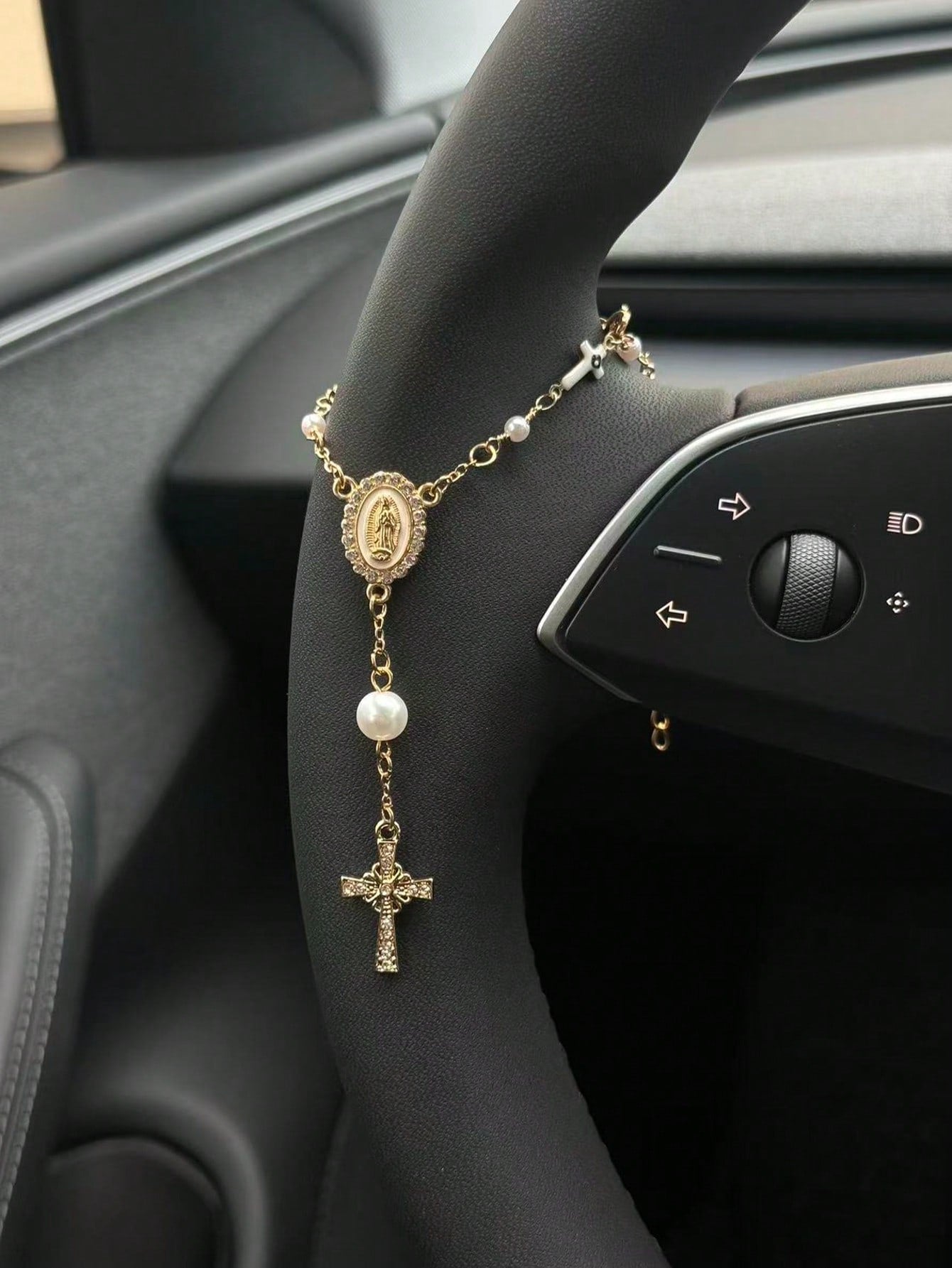1pc Steering Wheel Rosary Ornament| Rosary Car Pendant Accessory| Car Decor| Car Pendant| Unique Fashion Car Pendant Decoration